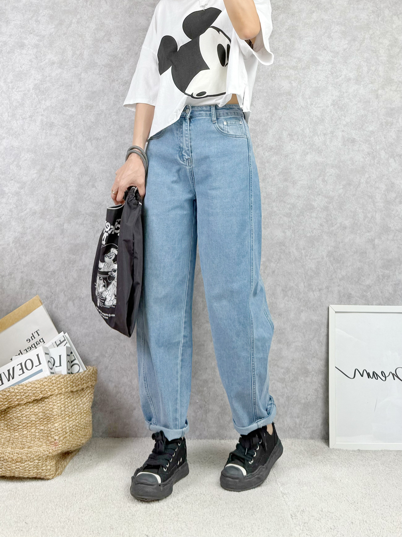 輕鬆穿出休閒又俐落的造型彎刀褲