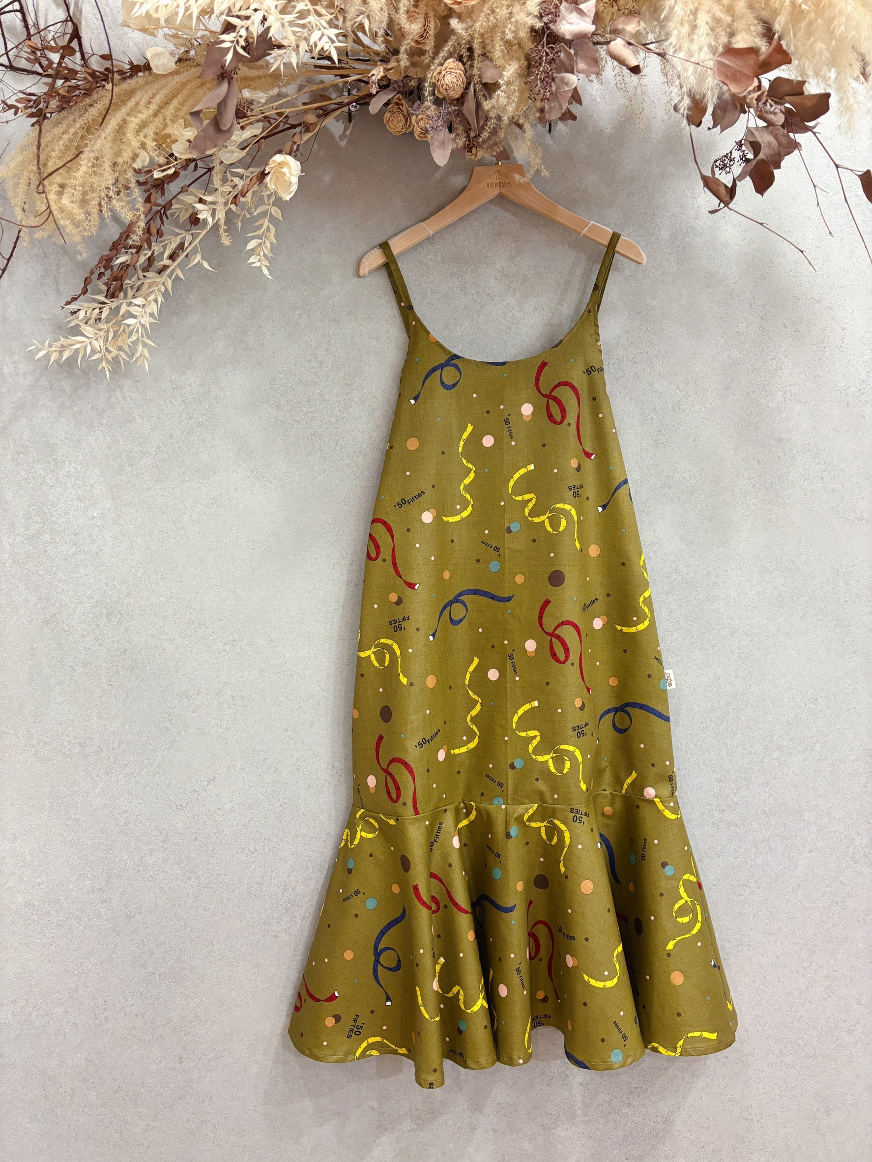 牛油果綠捲尺 媽咪魚尾洋裝