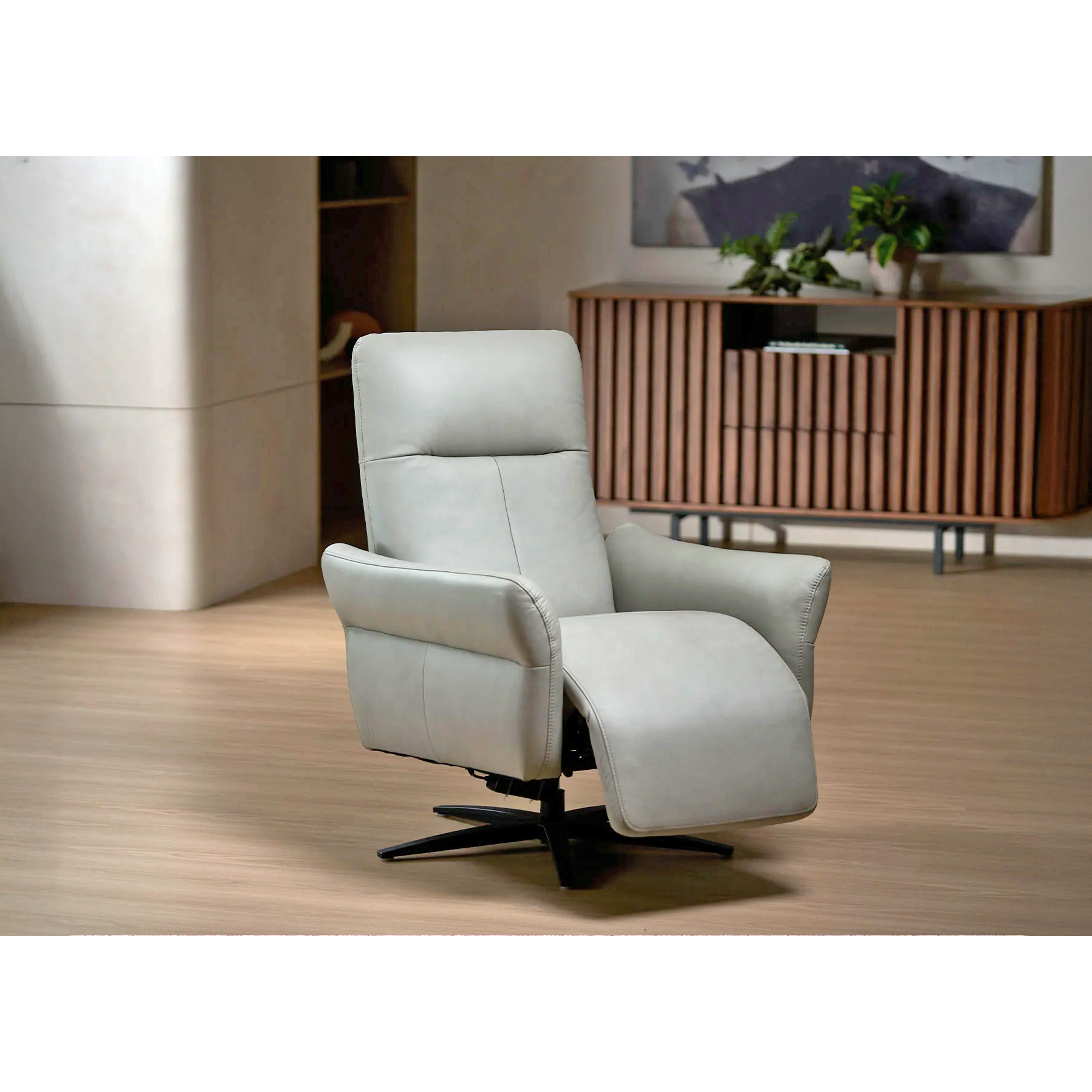 Vinge 單人牛皮電動沙發 - 雲彩灰〔SF9540FL〕