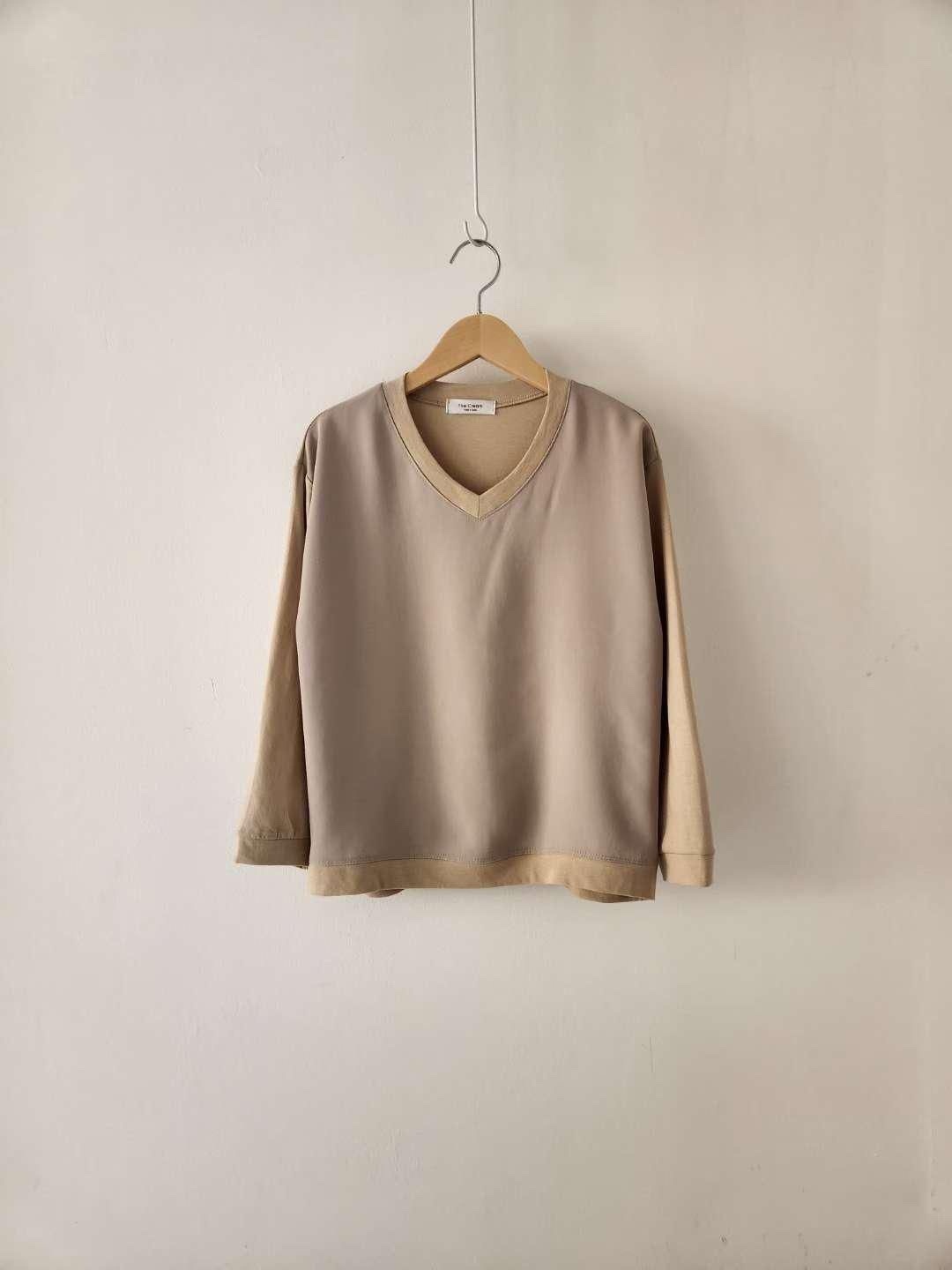 The cream V領top~113E