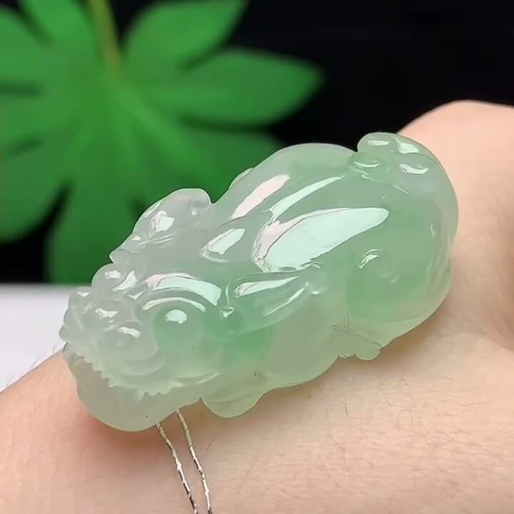 925316 翡翠冰種飄花貔貅