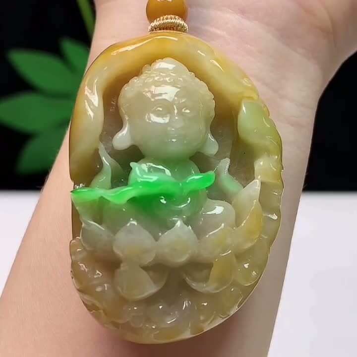 925317 翡翠黃加綠大日如來