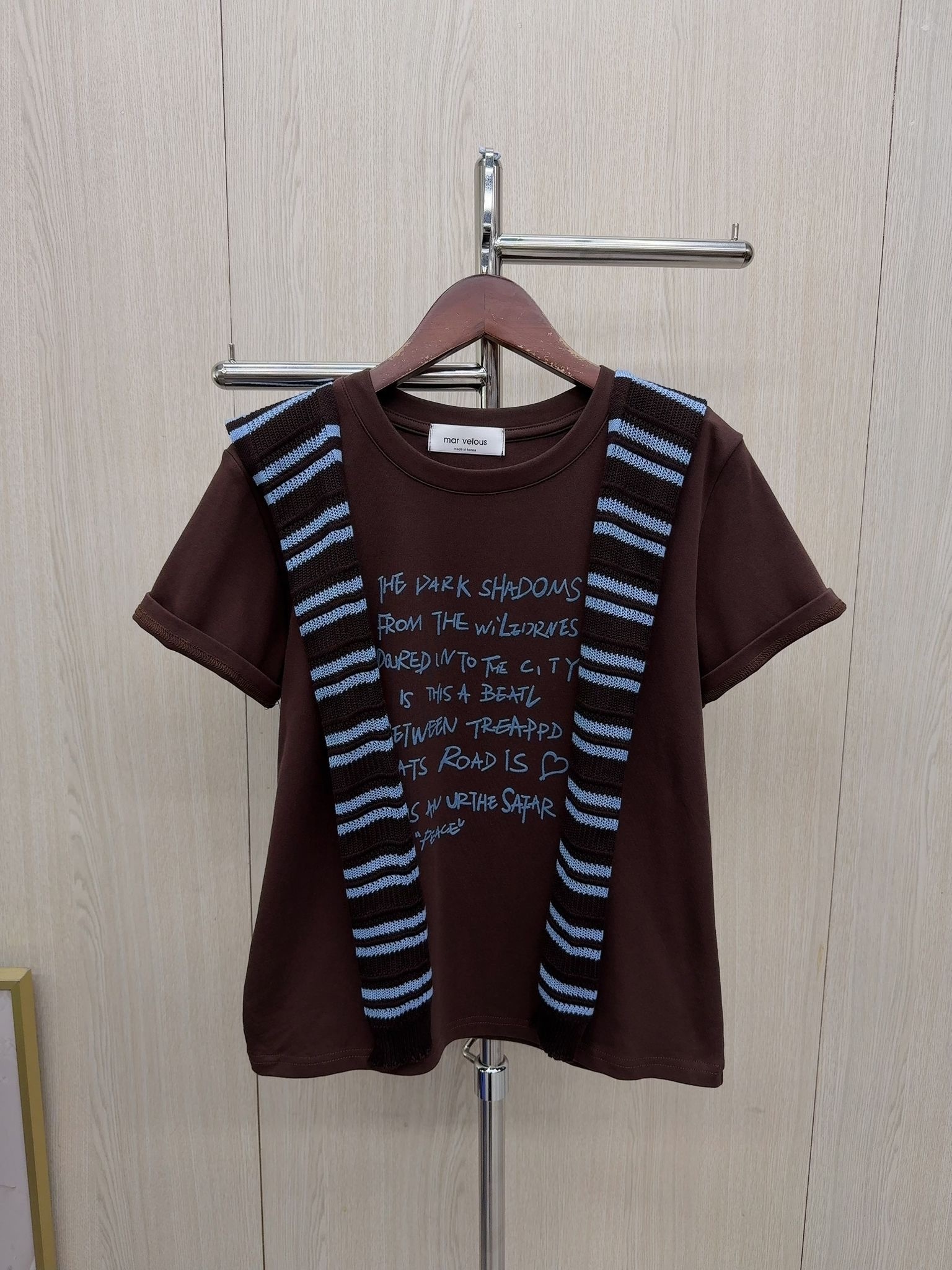 韓國立體英文字配頸巾tee~113Q