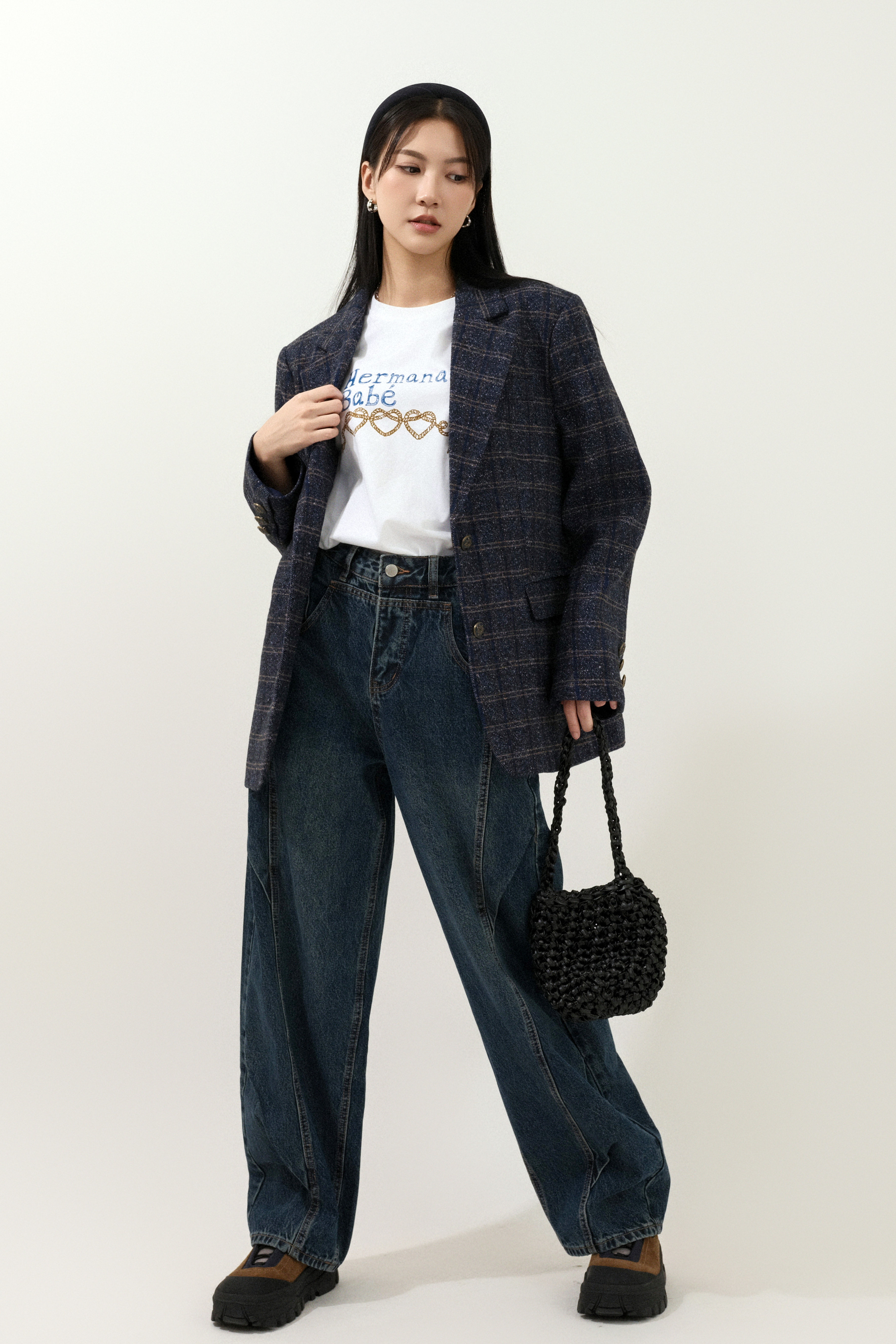 FW25_0083（西裝褸＋Tee＋牛仔褲）