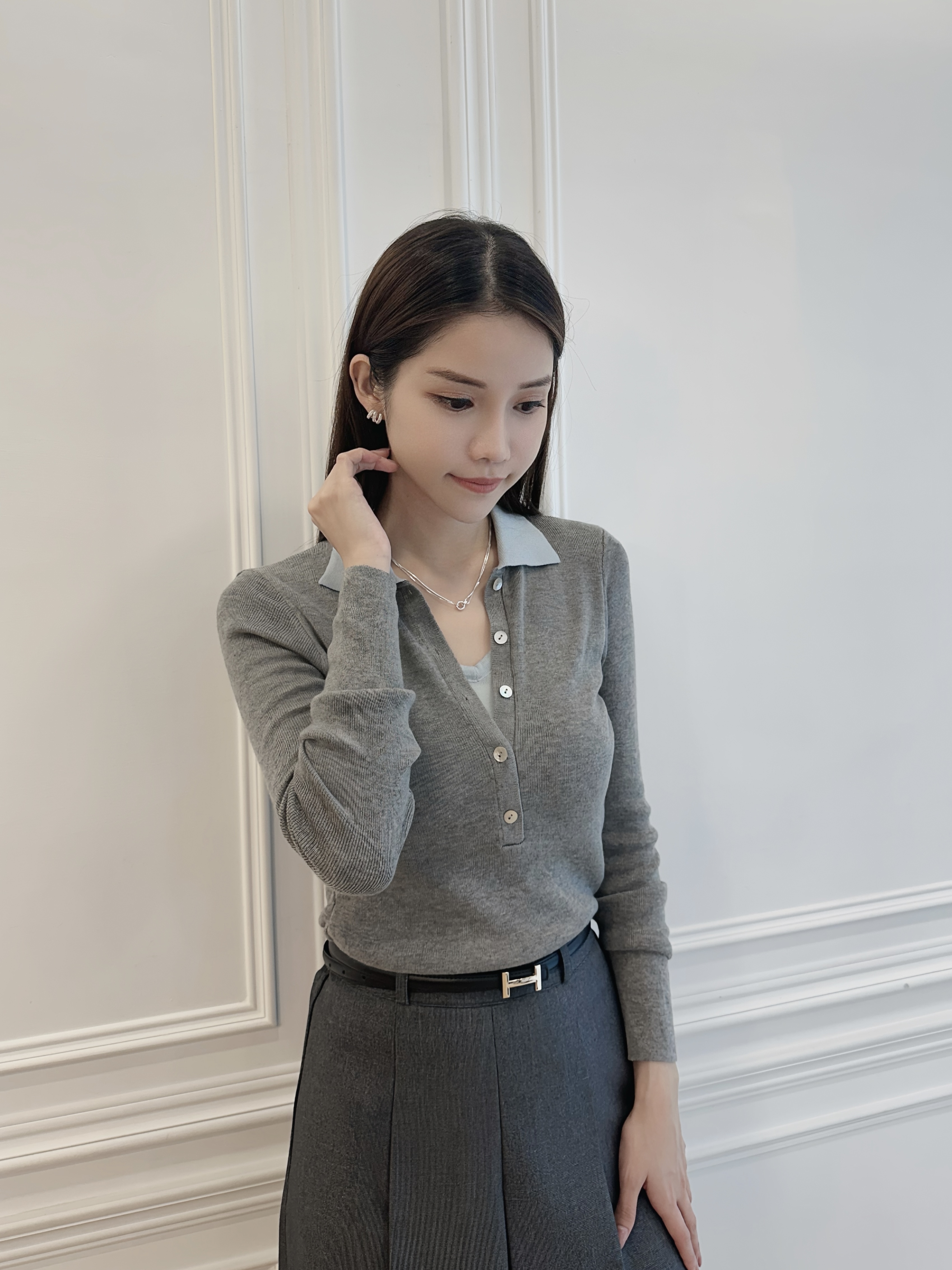 優雅翻領撞色針織上衣