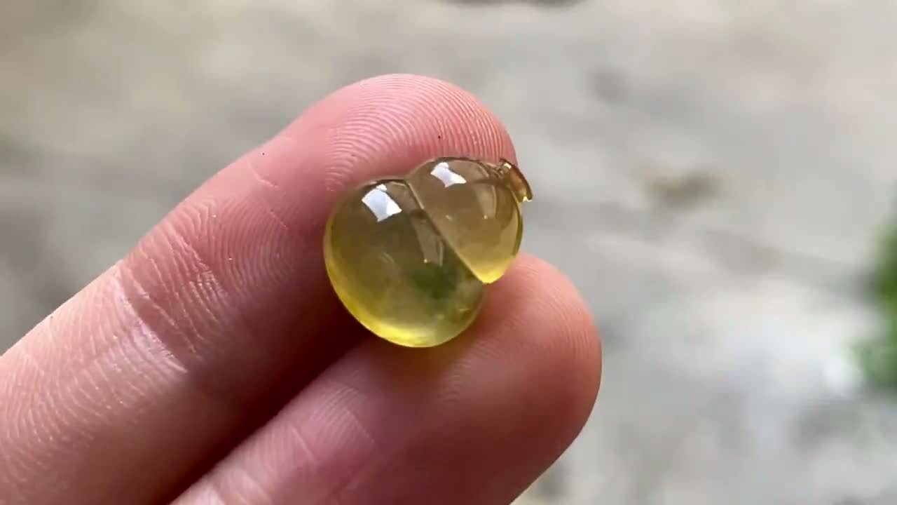 925556 翡翠玻璃鋼黃金葫蘆