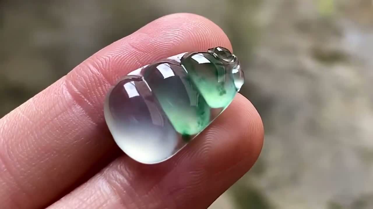 翡翠玻璃鋼飄綠福豆,天然翡翠A玉, 緬甸玉, Jade, Jadeite