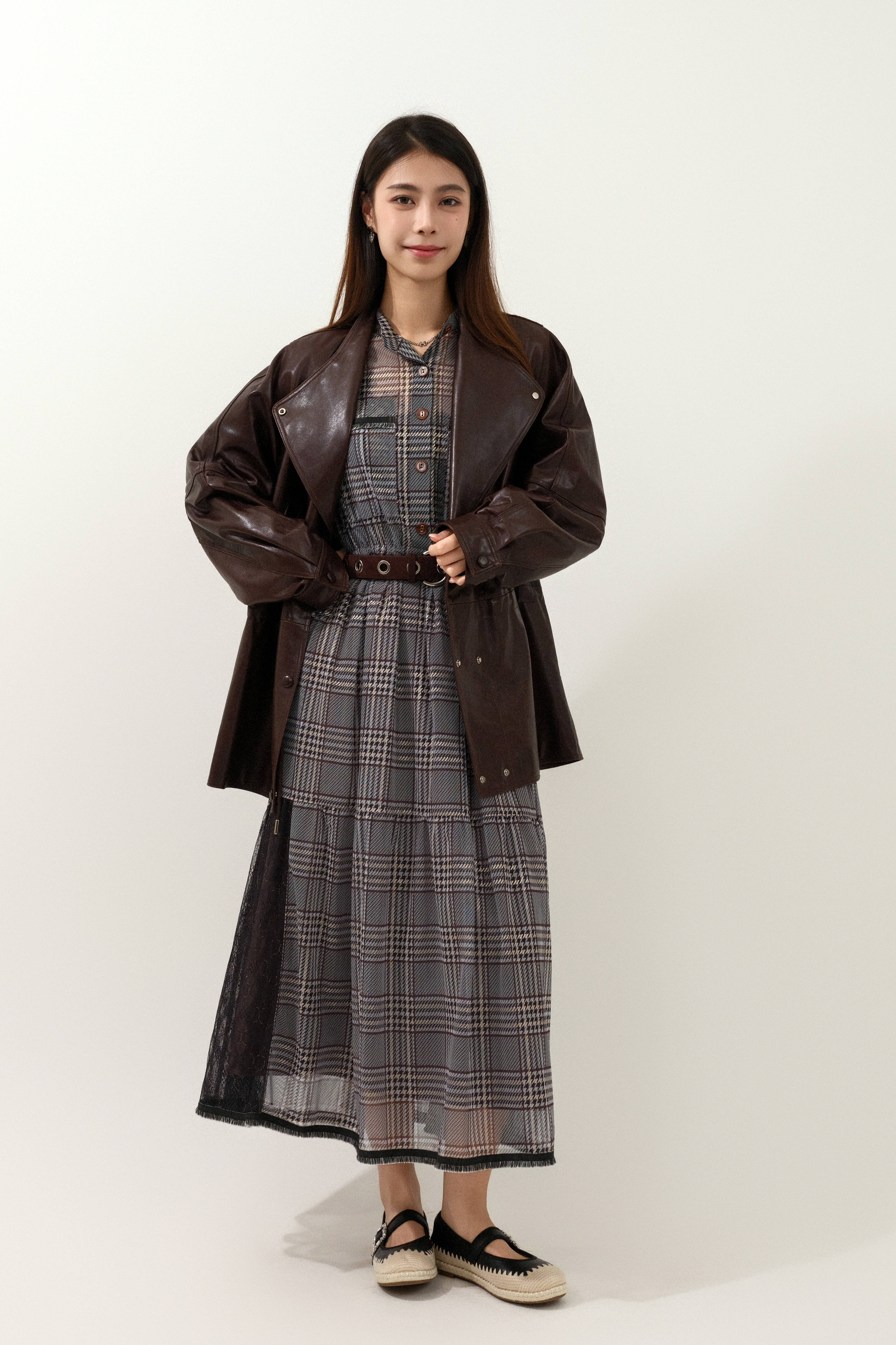 FW25_0089（真皮外套＋連身裙）