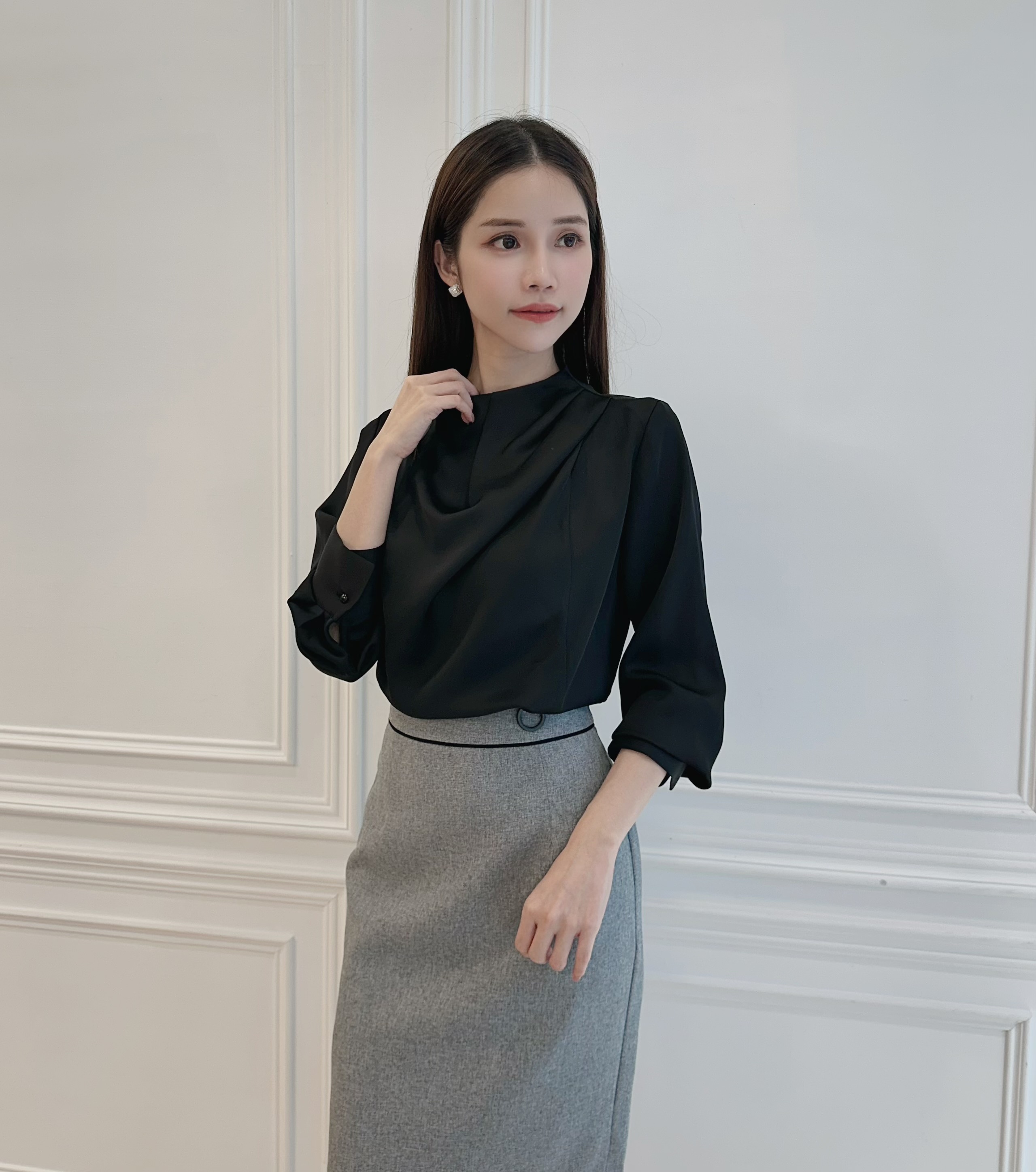 半領光澤前扭結上衣