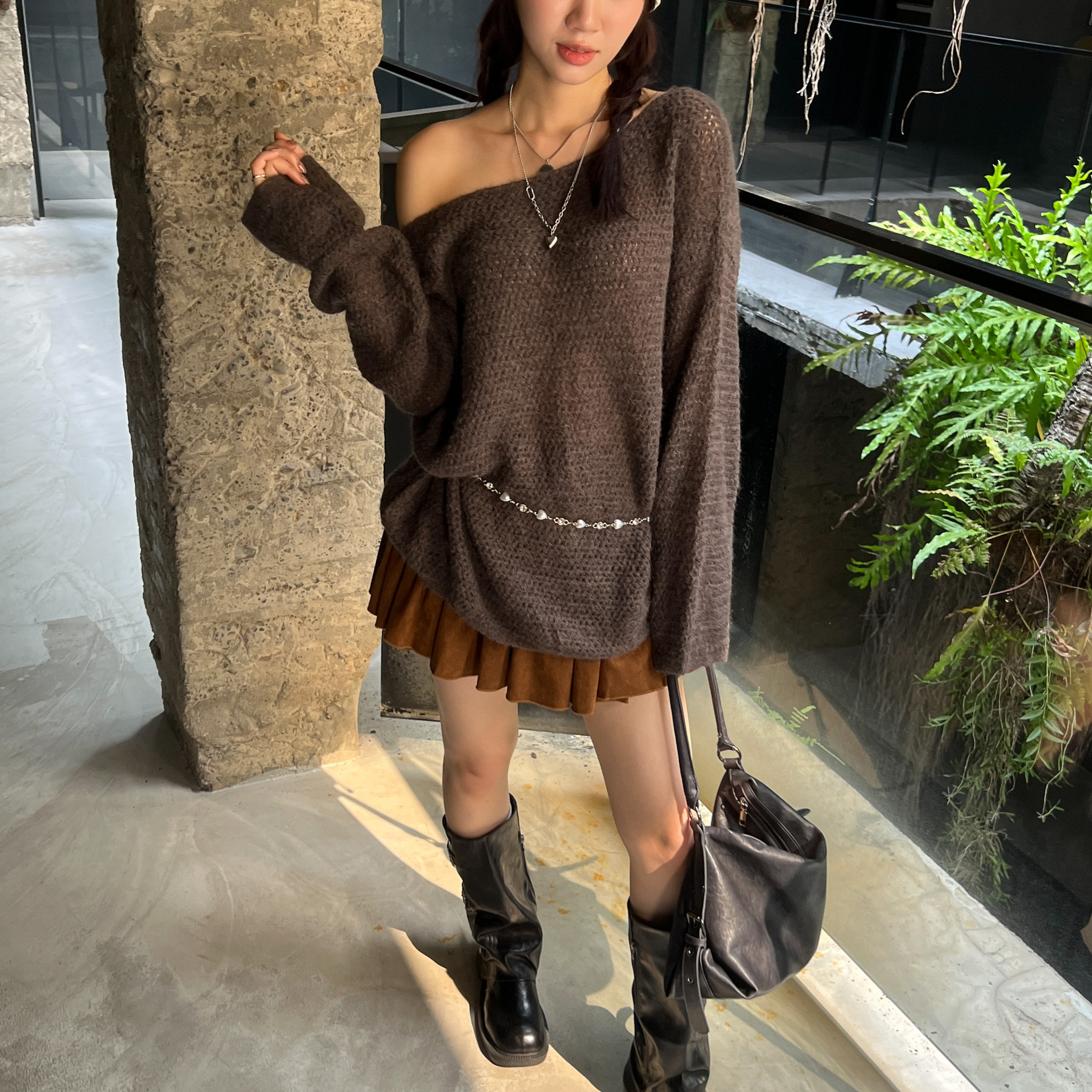 ISA_秋天的名字 lazy包色款!大寬領針織毛衣_59015