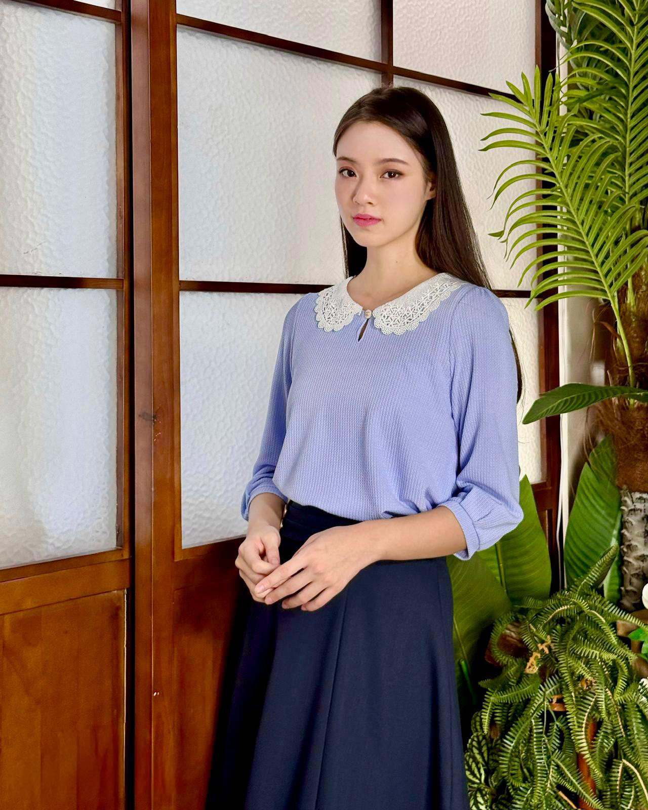 花邊領中袖上衣 LT0824