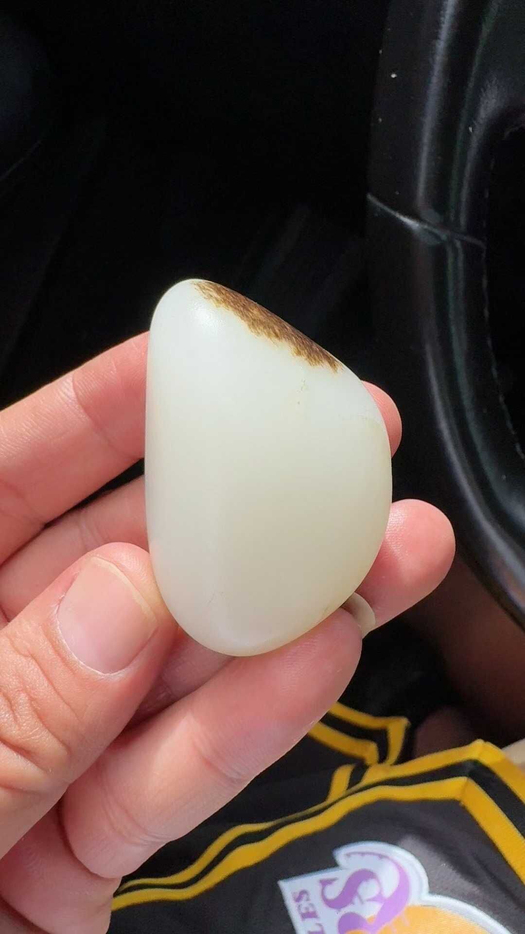 和田玉羊脂白聚油黑皮原籽,天然和田玉軟玉