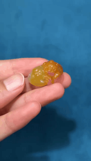 925225 和田玉籽料黃沁貔貅