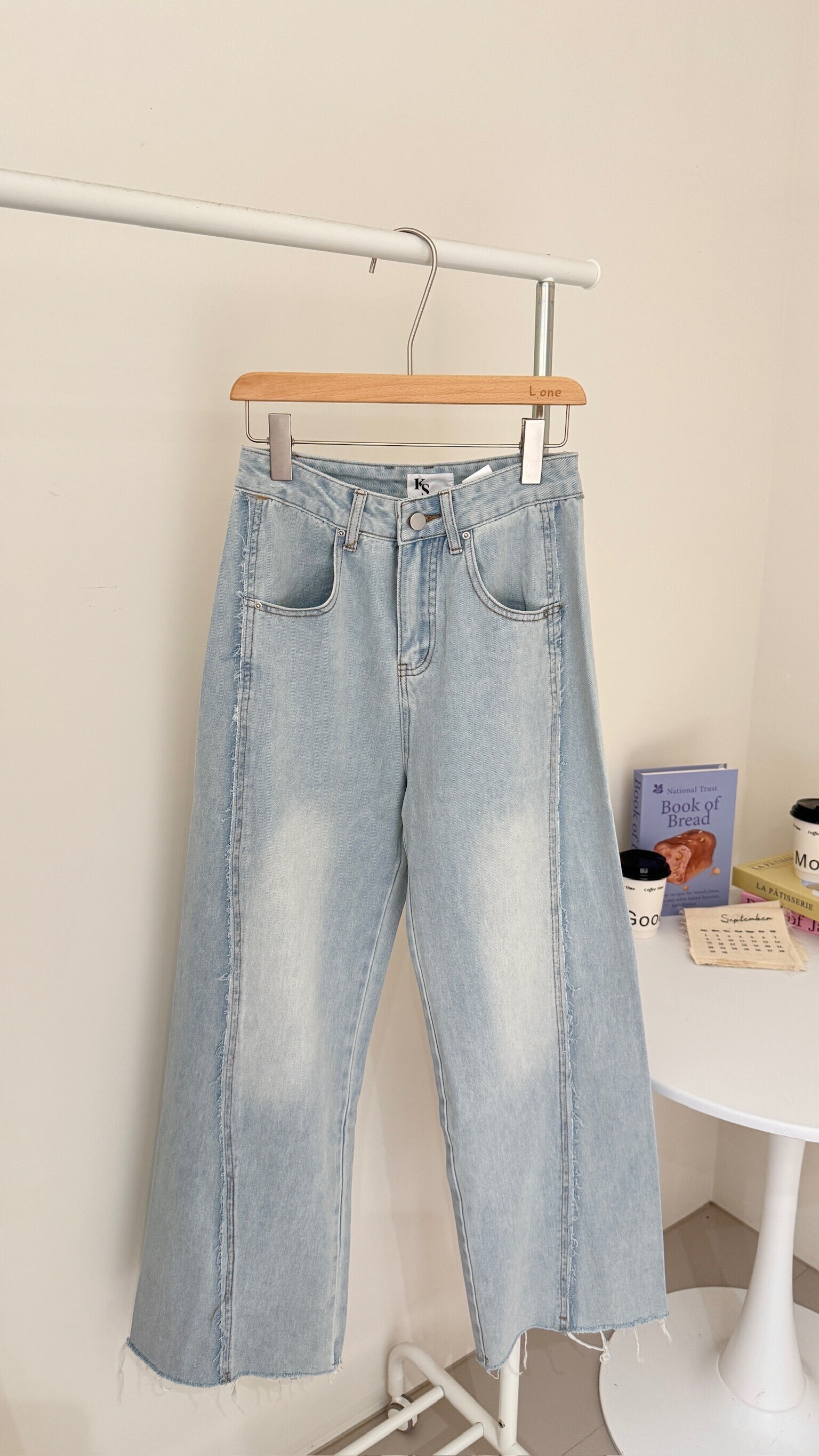 鬚鬚毛邊牛仔褲