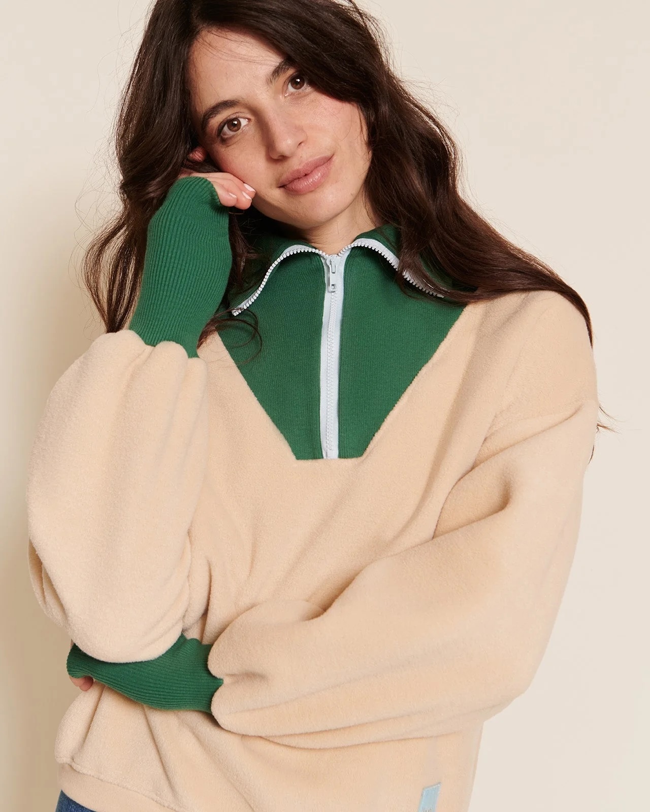 The Sunny sweatshirt in recycled fleece with a zipped collar - latte | émoi émoi