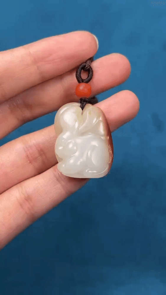 925227 和田玉籽料紅皮獨籽玉兔