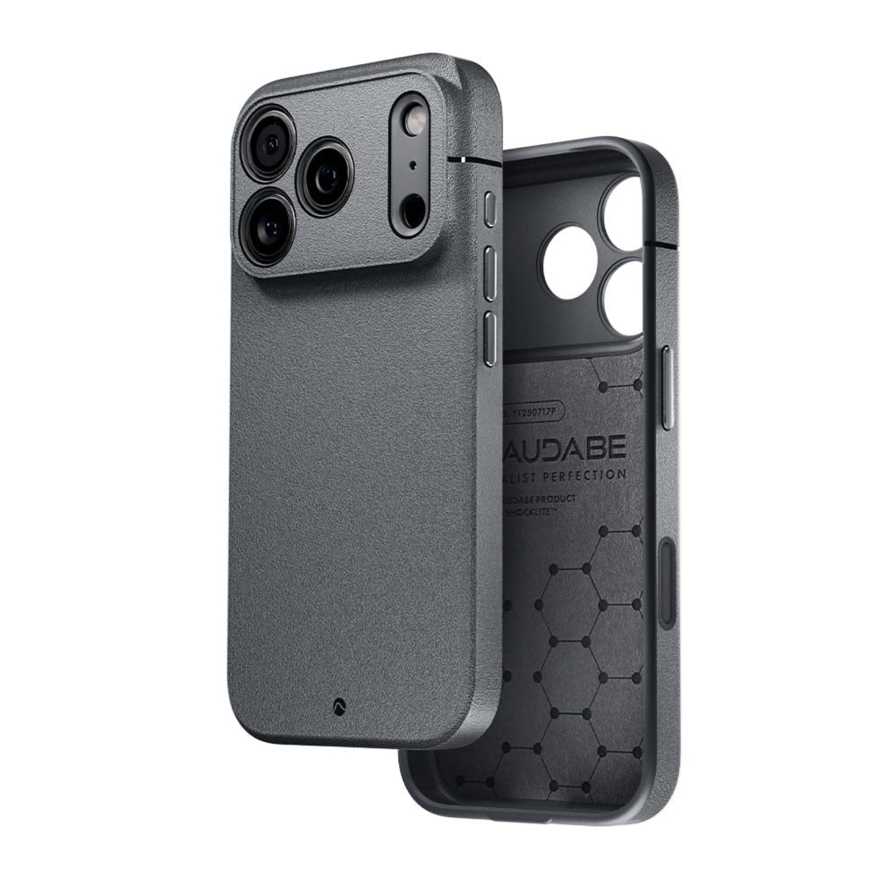 Caudabe iPhone 17 Pro Sheath Precise Cutout 保護殼
