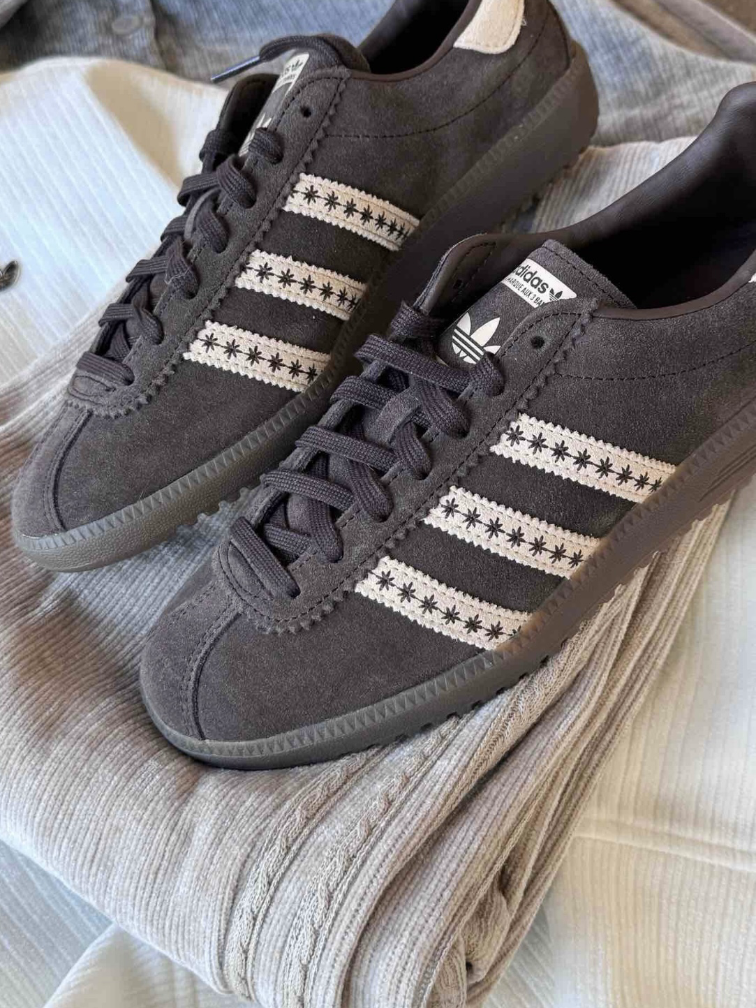 Adidas originals Bermuda 摩卡棕 深棕 麂皮 焦糖底 JS3971