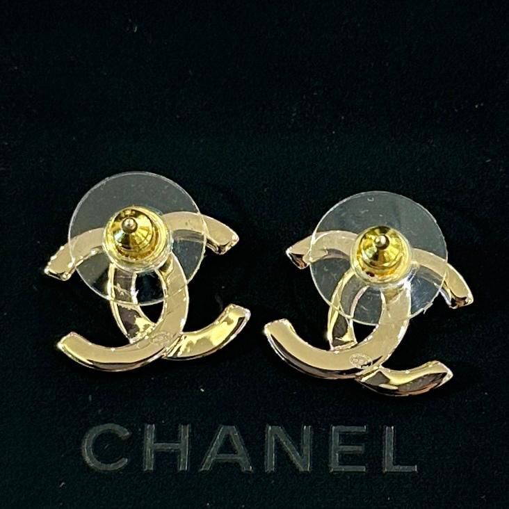 全新CHANEL耳環1.5 X 1cm ABG076 CC LOGO 半水鑽金色CC #BRAND NEW #香榭站正品