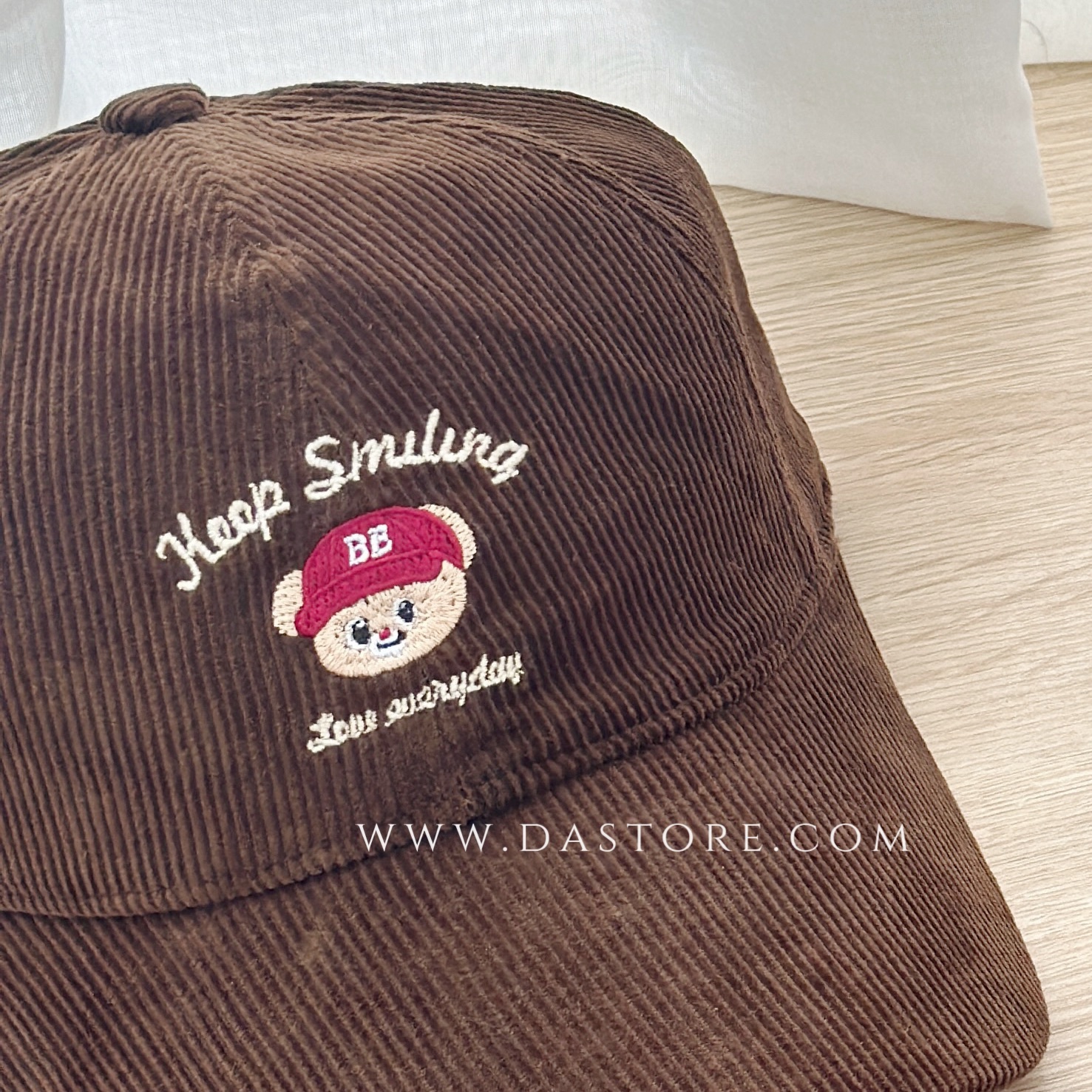 燈心絨奶油小熊刺繡老帽/四色