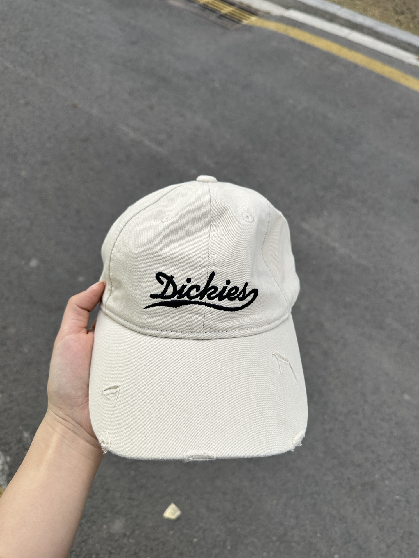 代購-Dickies 刷破 草寫字母Logo刺繡 棉 老帽