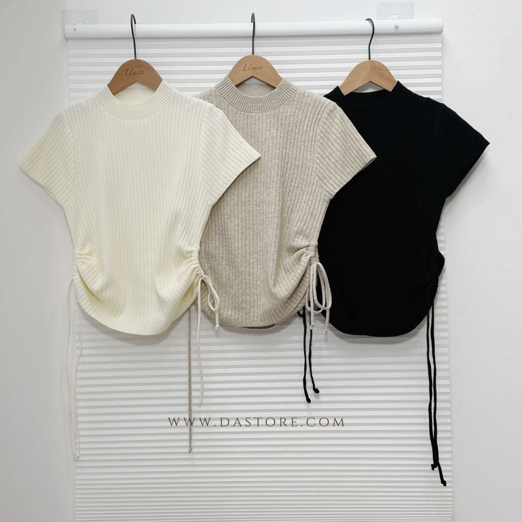 軟Q針織抽繩簍空微領上衣/三色