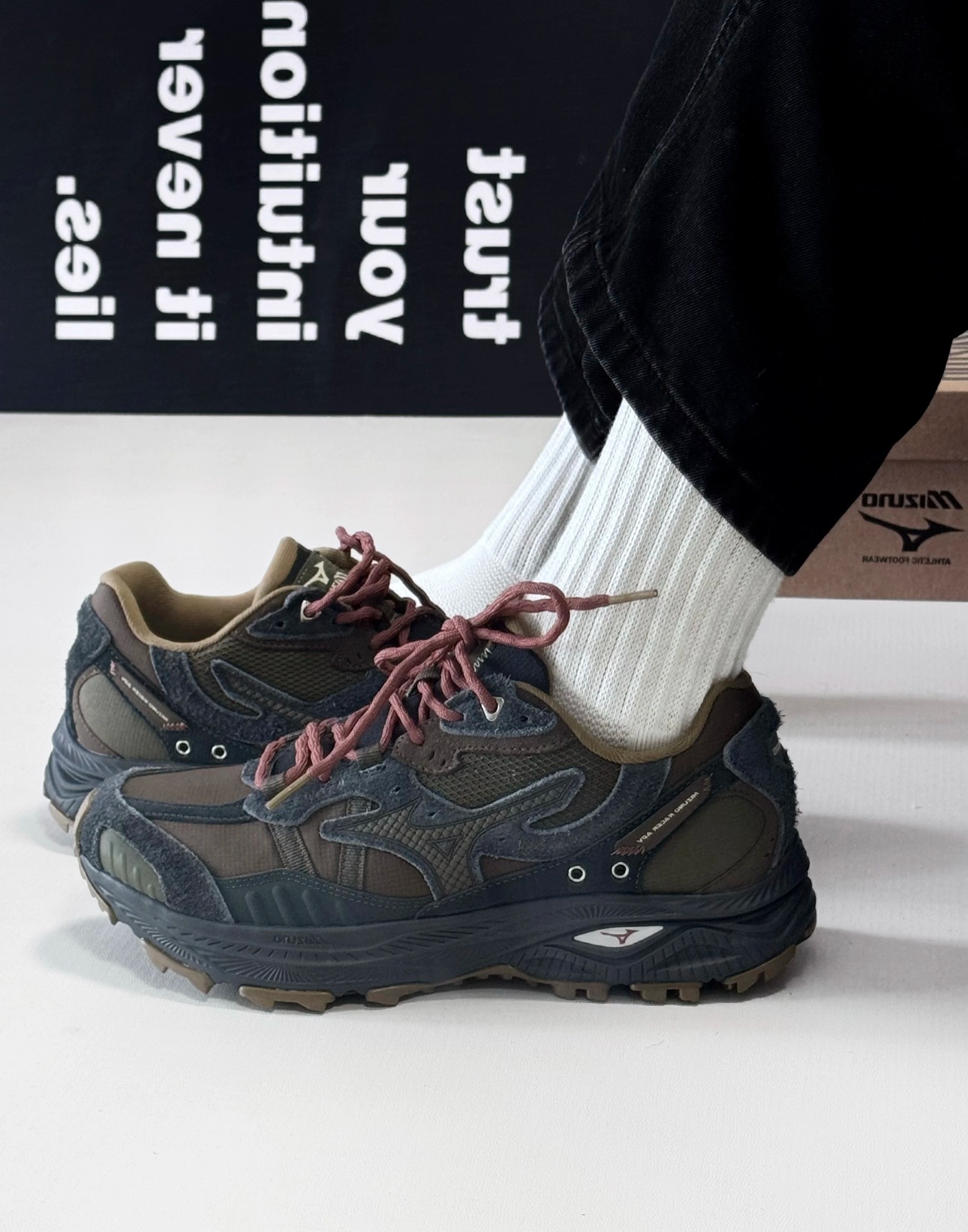 Mizuno Racer ADV Dark Grey山系戶外跑鞋 D1GH241212