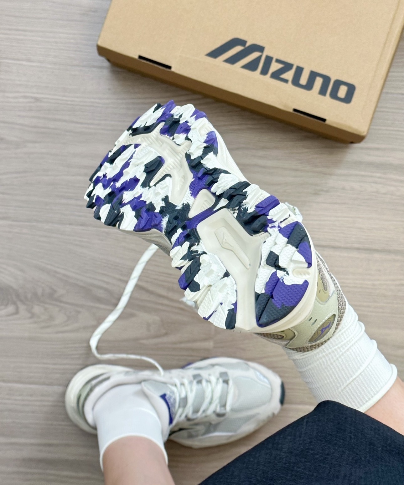 Mizuno Racer ADV  Sail 山系戶外跑鞋 米白 D1GH241206