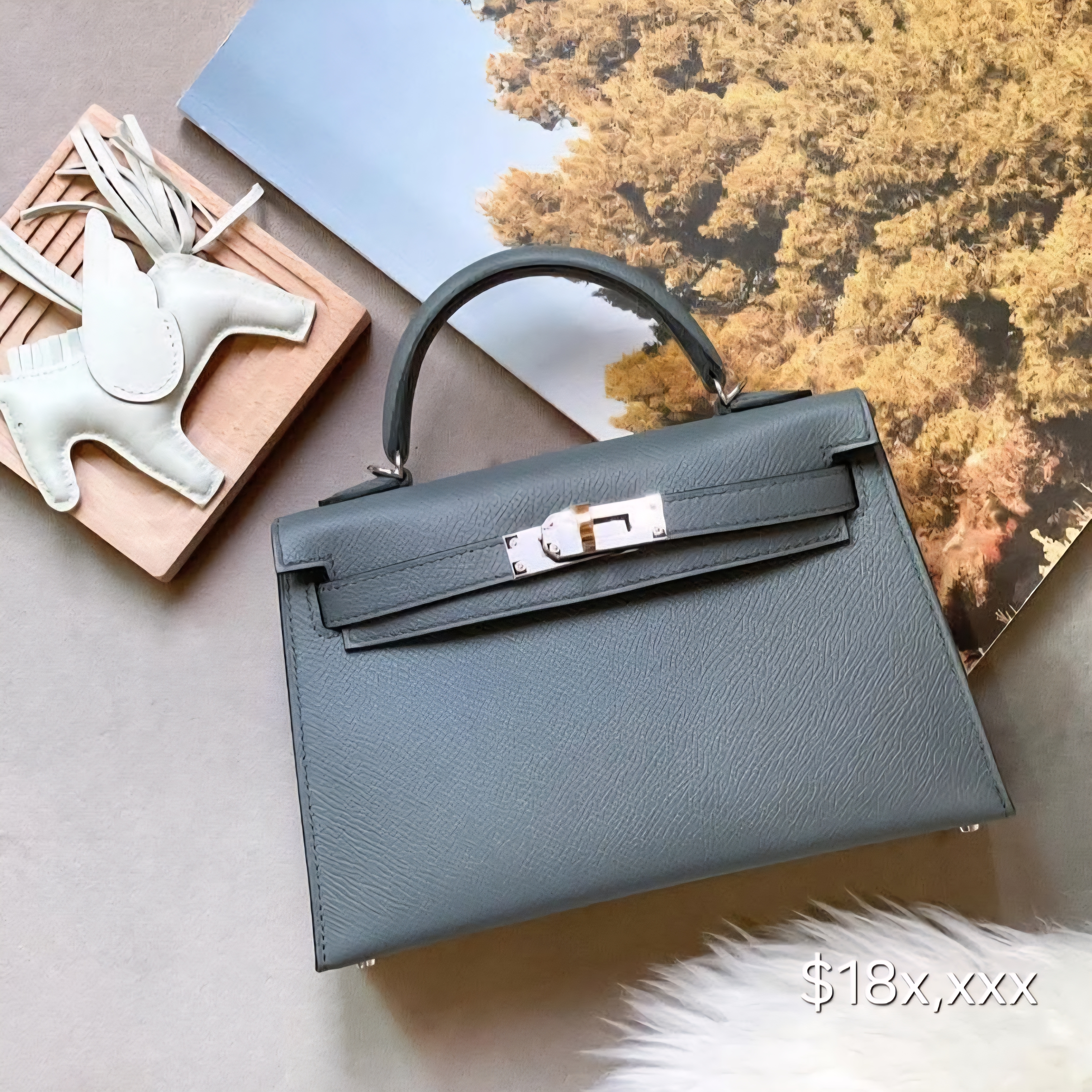 Hermès Kelly Mini II Epsom Leather Vert Amande Electrum Hardware HK$18x,xxx  詳情請PM我哋 (HK$2,000 立即落訂)