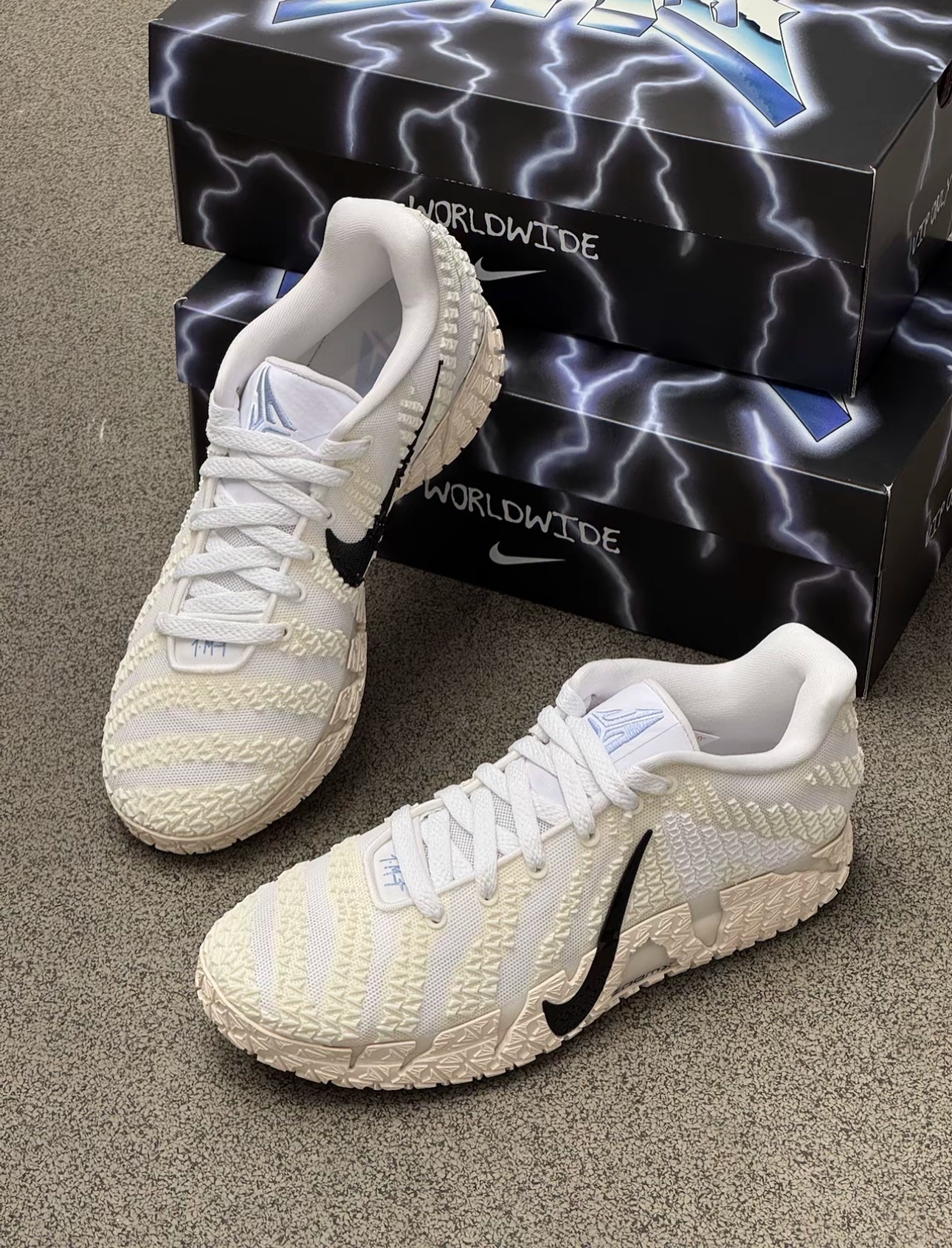 NIKE JA 3 COCONUT MILK 奶白椰奶籃球鞋莫蘭特 HF2794-101