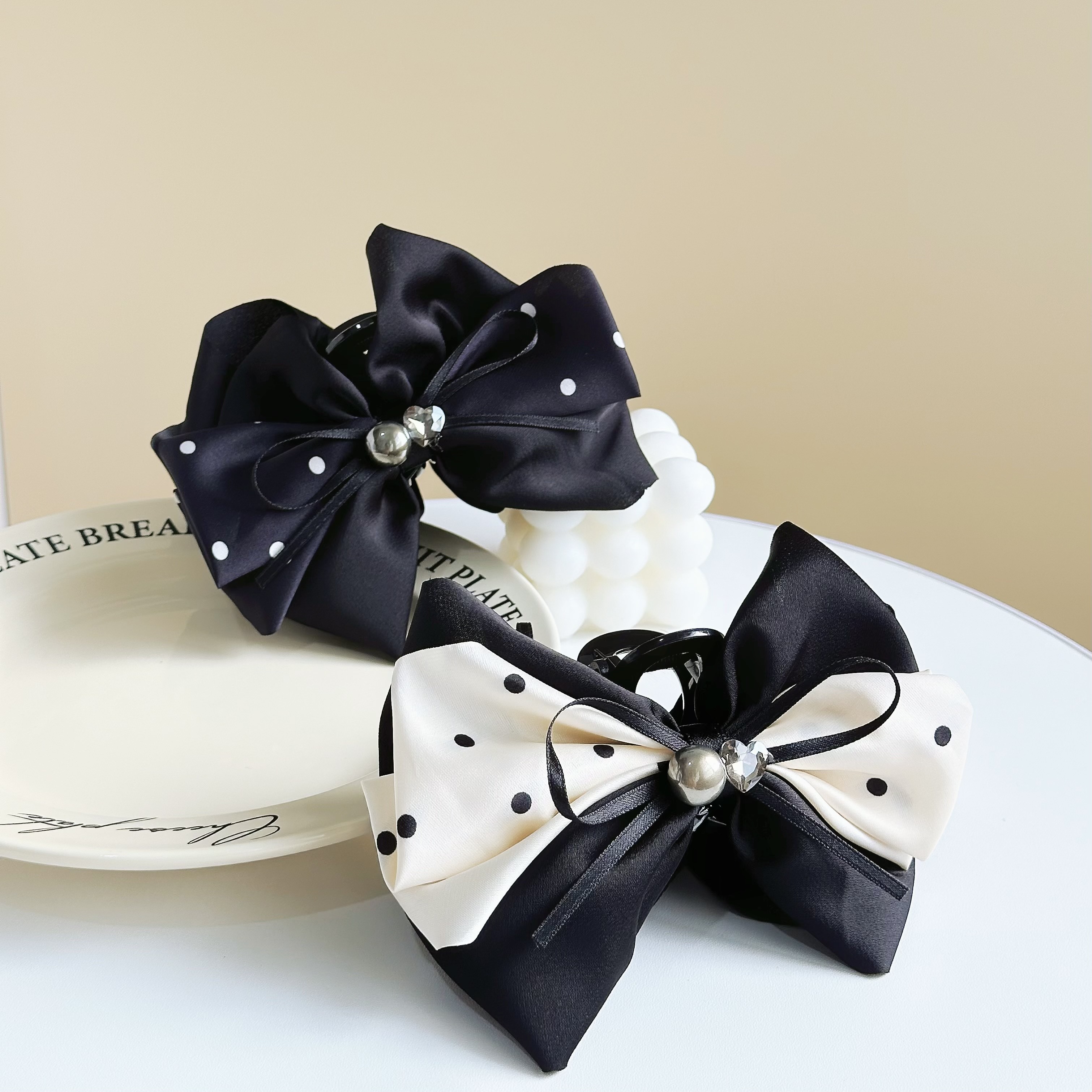 Z401點點珍珠蝴蝶結鯊魚夾