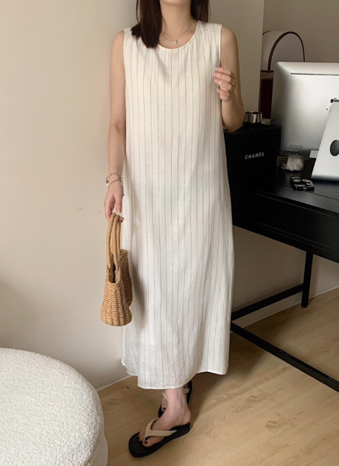ᴷᴼᴿᴱᴬ 🇰🇷 休閒飄逸感清爽極簡直條紋長洋裝