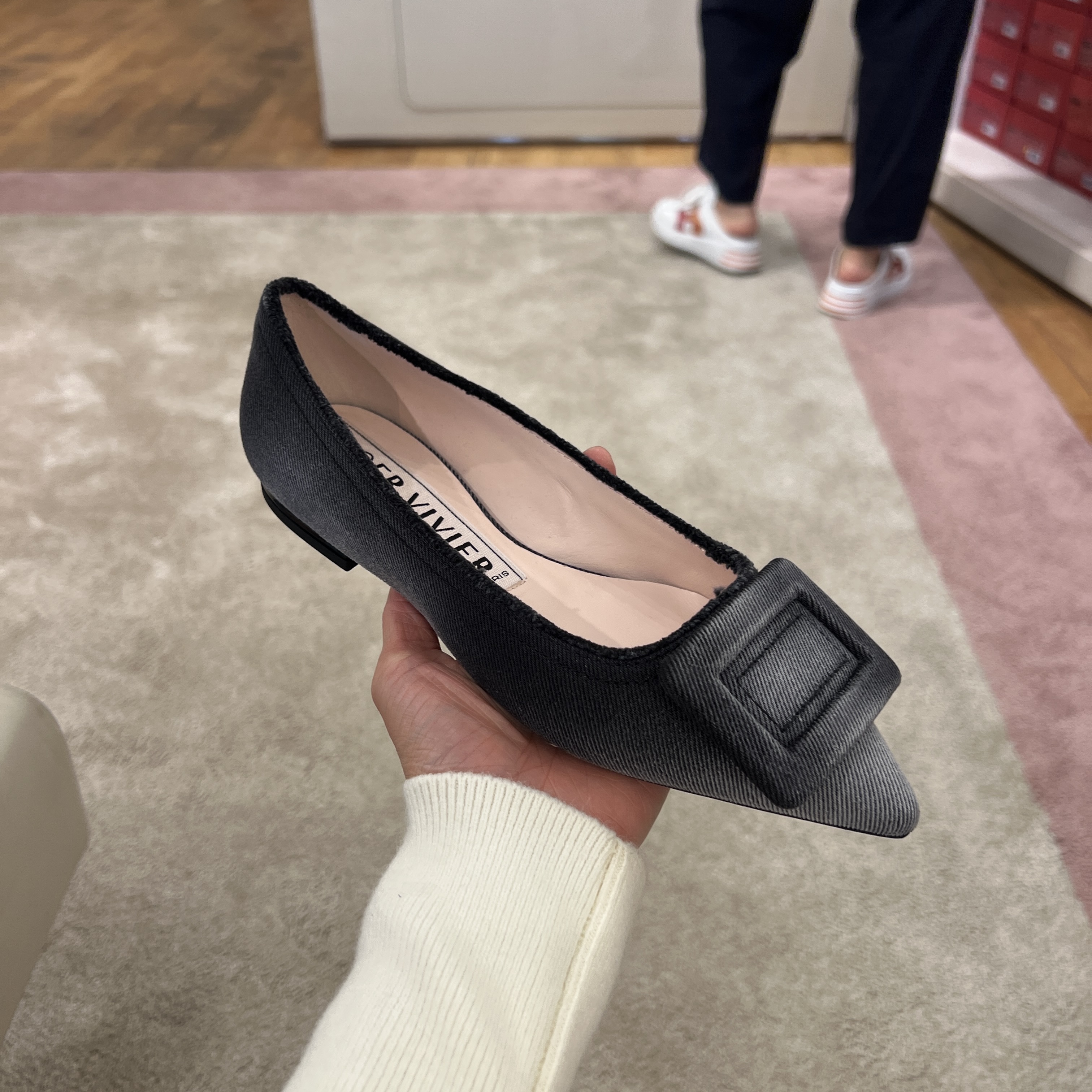 Roger Vivier RV Fringed Wash Denim gommettine Flats 2 colors