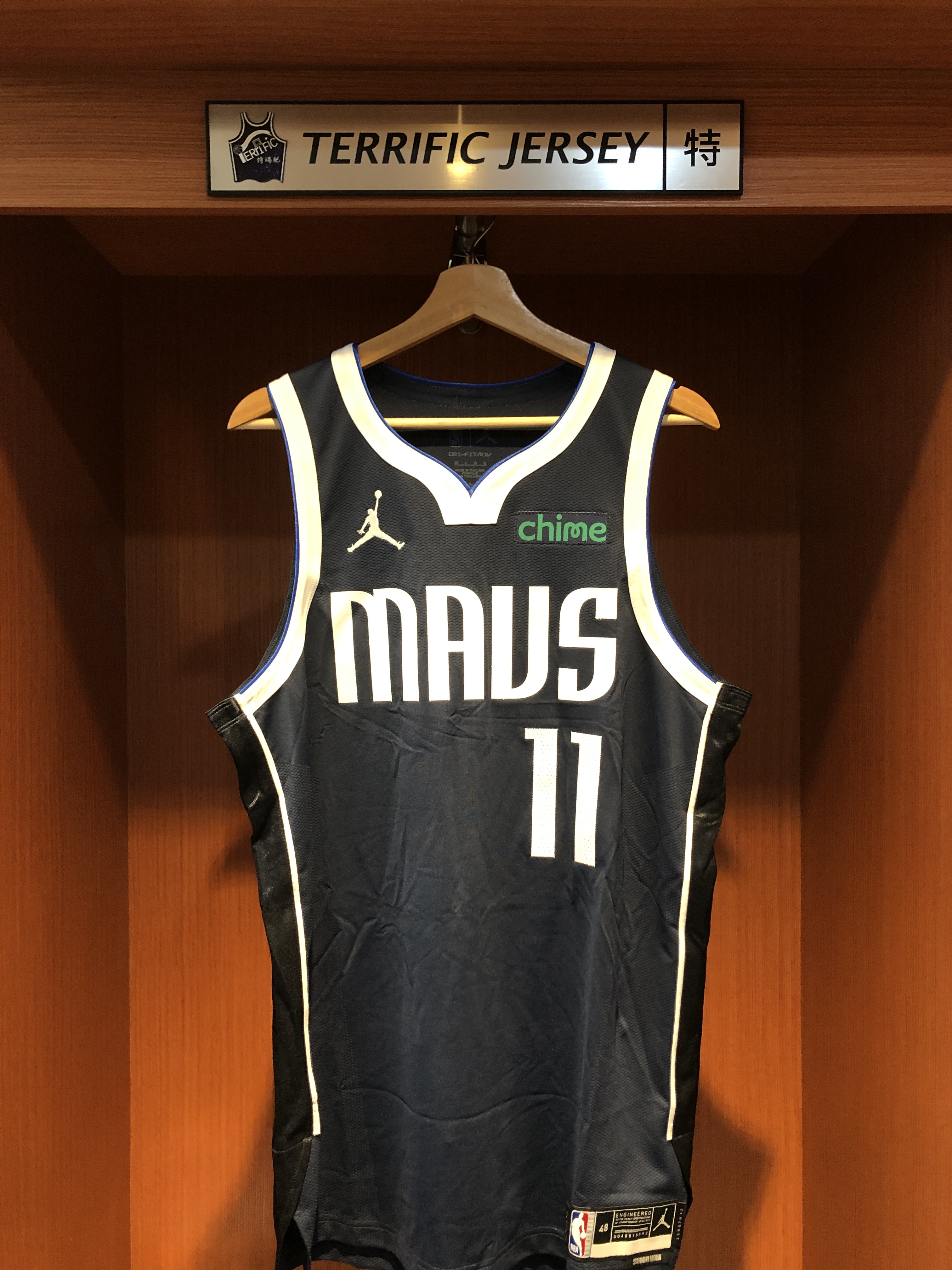 NBA球衣 Kyrie Irving 達拉斯小牛深藍 Statement Jordan Authentic 球員版 電繡 含贊助商標 全新