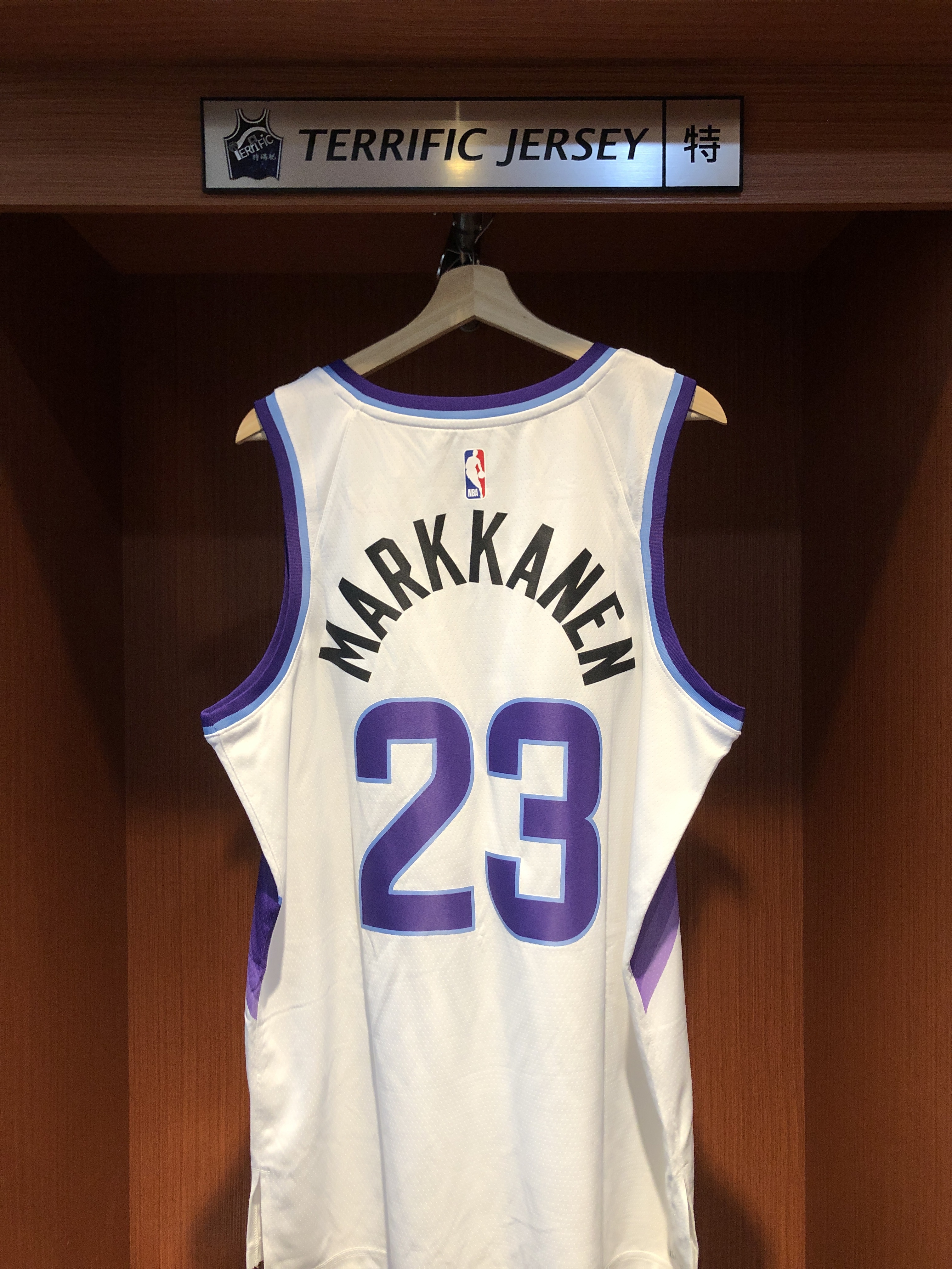 NBA球衣 Lauri Markkanen 猶他爵士白 Association Nike Swingman 球迷版 熱轉印 全新