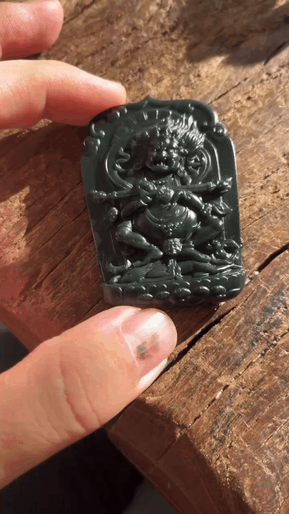 925730 和田玉老塔青牌子