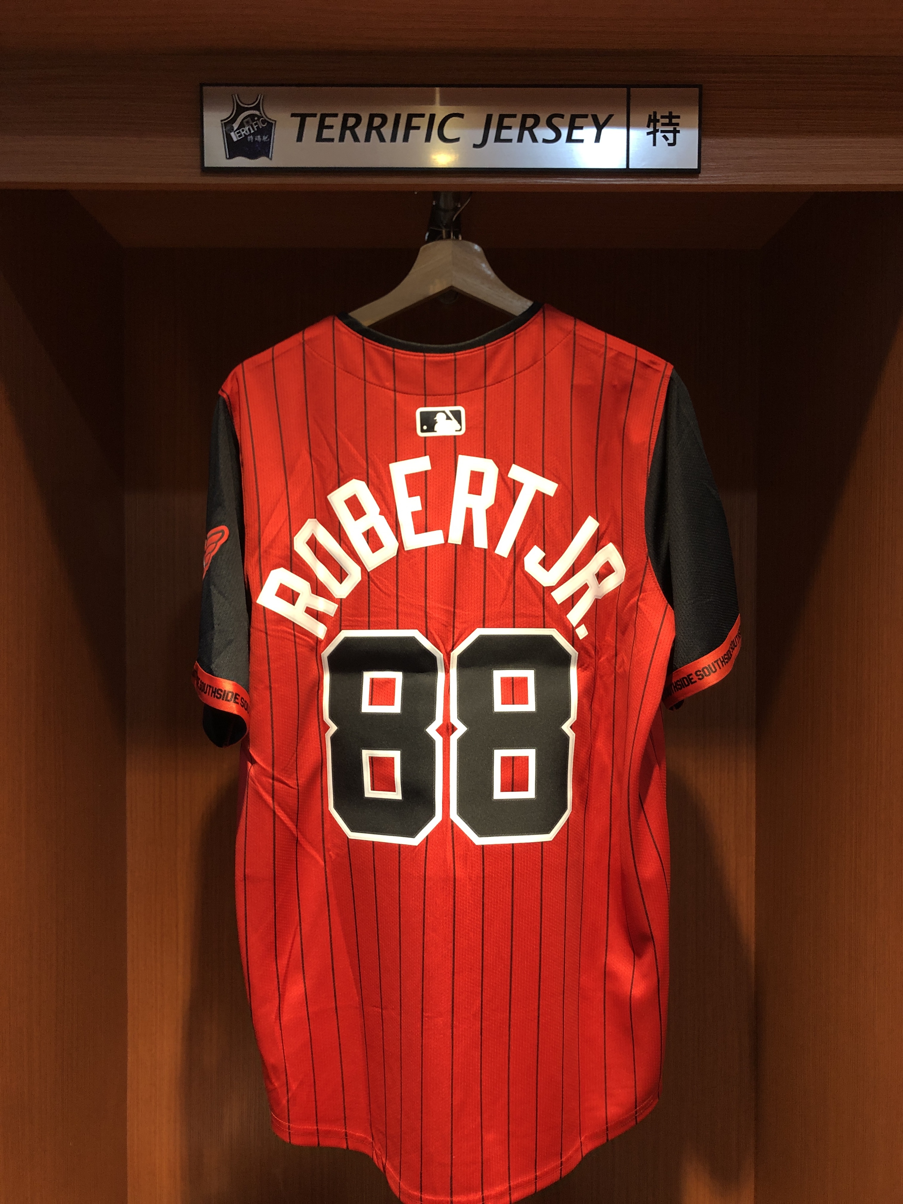 MLB球衣 Luis Robert Jr. 芝加哥白襪城市 Nike Limited Player Name Jersey 球迷版 熱轉印 全新