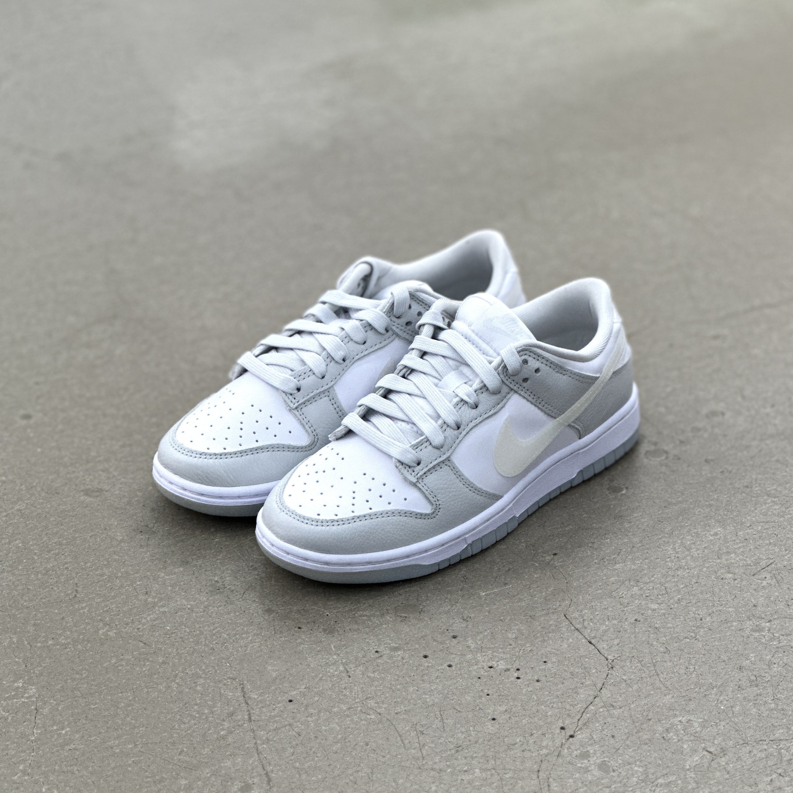 Dunk Low W Photon Dust White Blue Ice | HJ5787-001