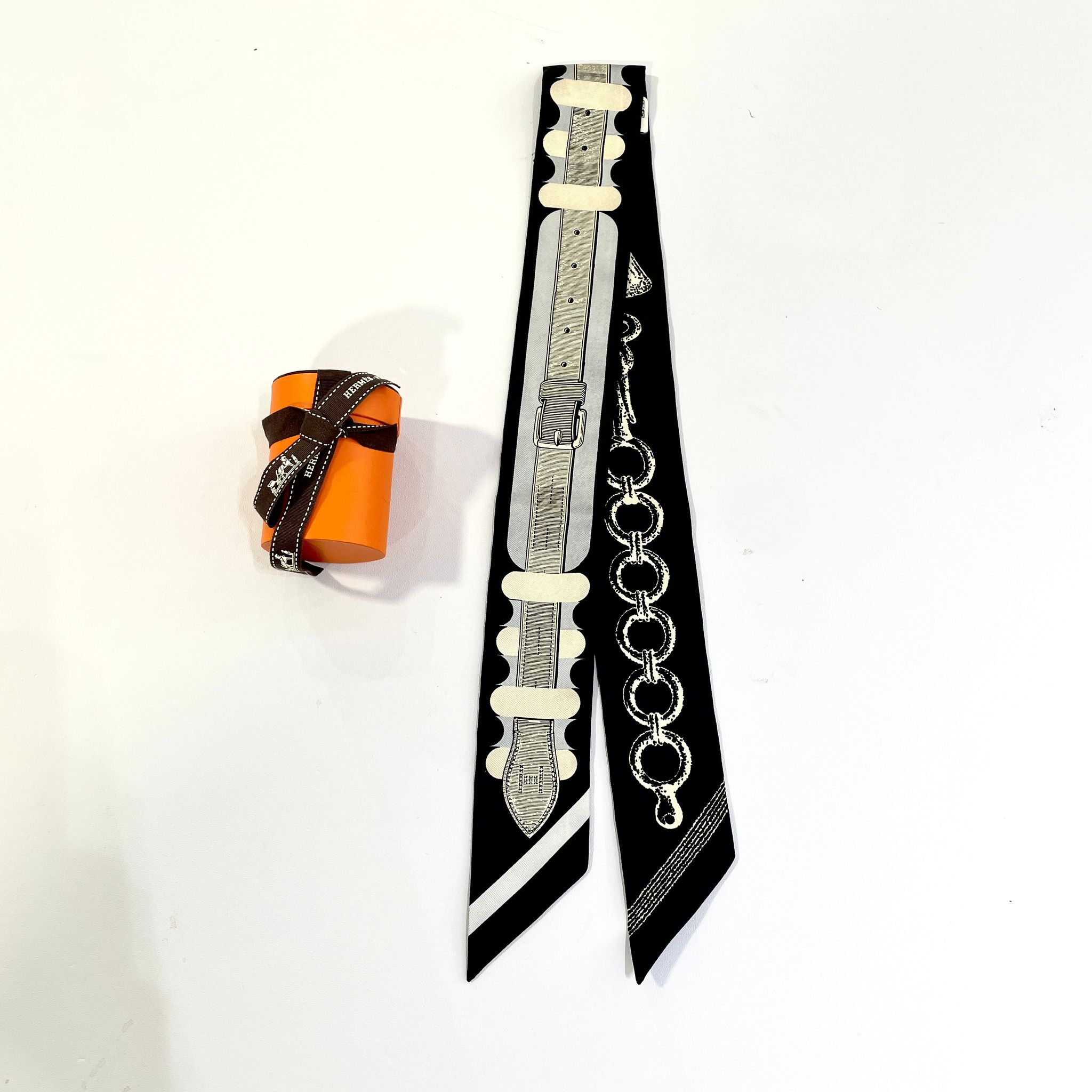 全新HERMES TWILLY H064288S 黑/白/灰 #BRAND NEW #香榭站正品