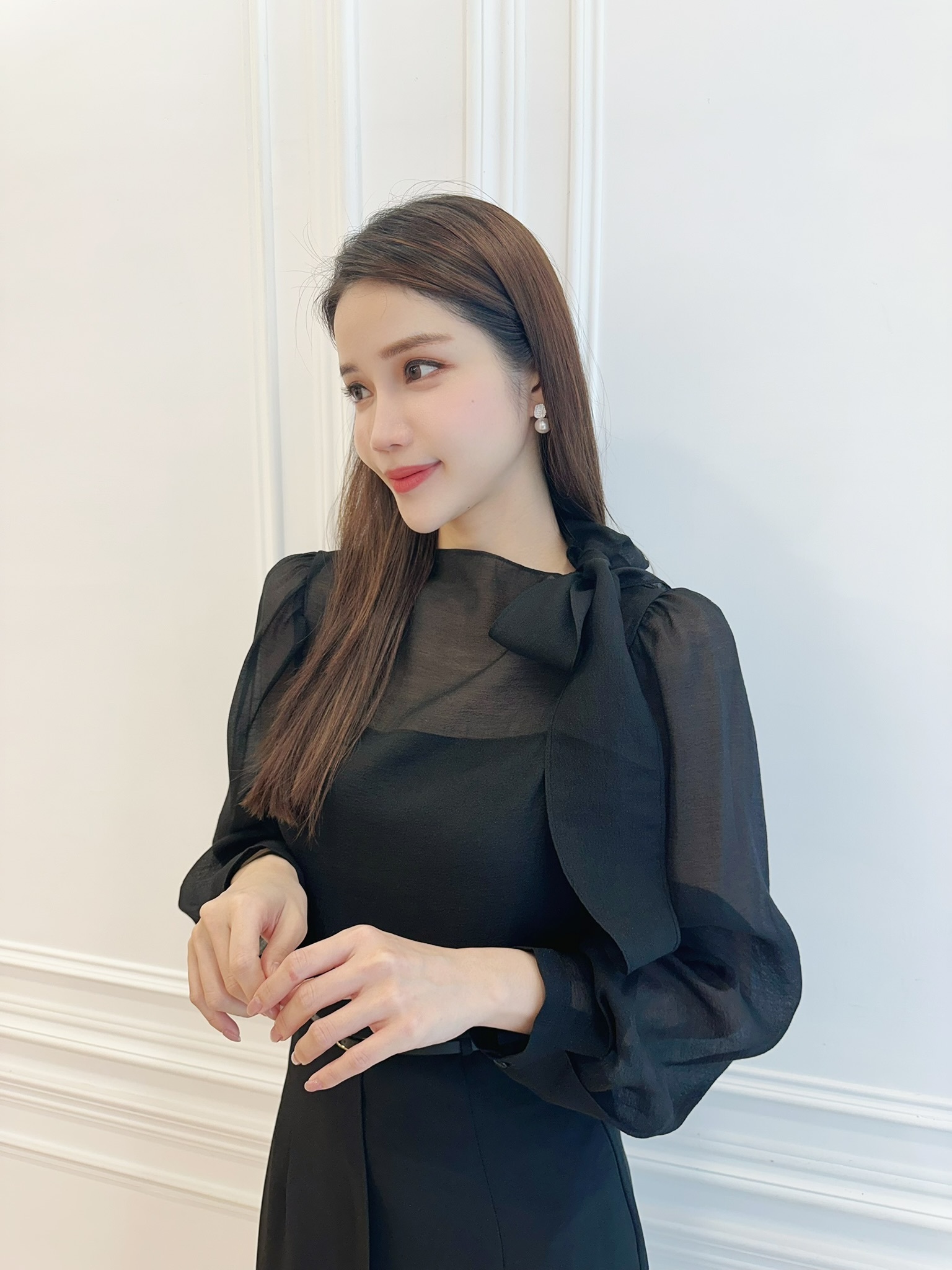 仙氣透紗側領巾長袖上衣