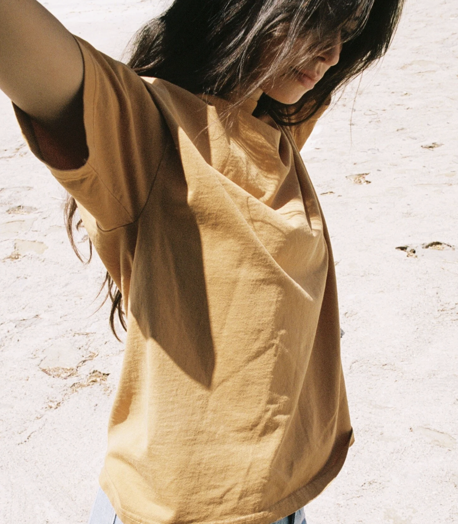 [Instock] MOOJIMOOJI OVERSIZE CROP T-SHIRTS | VINTAGE MUSTARD