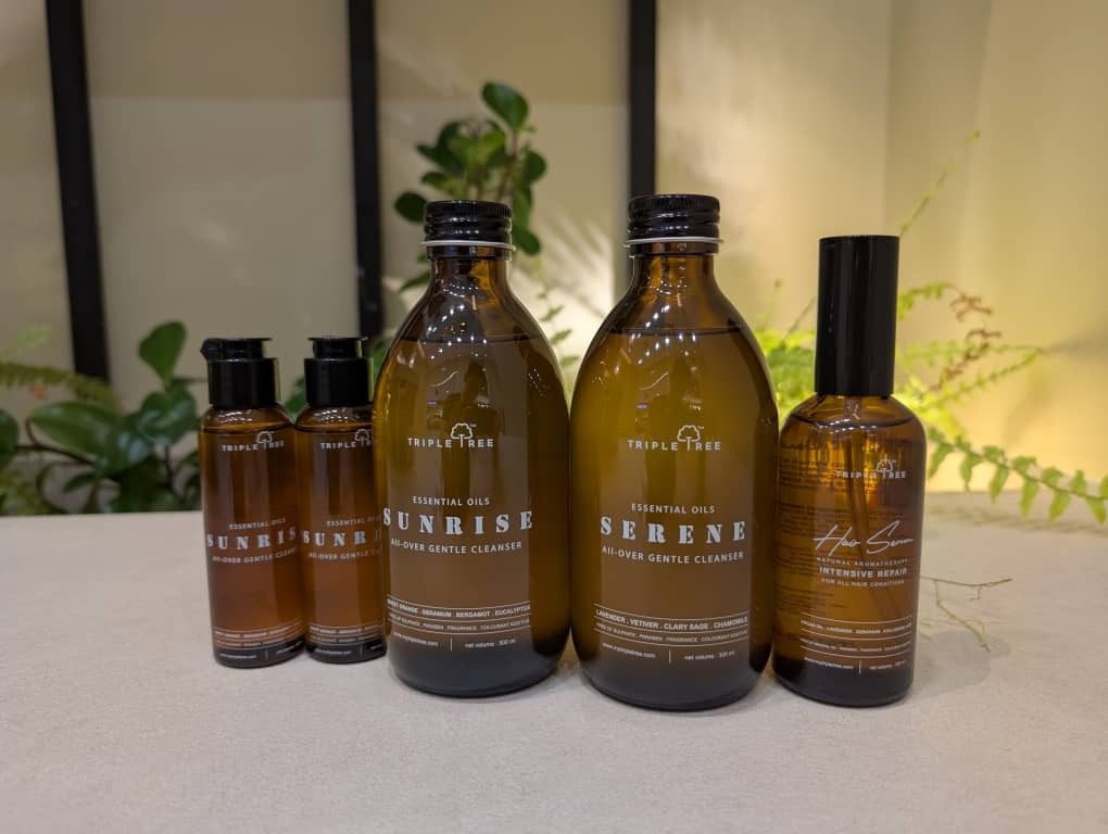 (4698)【Set C 】  Sunrise全方位溫和清潔露 300ML+ Serene 全方位溫和清潔露 300ML+ 升級版護髮精華油100ML+ 60ML旅行裝 x 2（款式隨機）