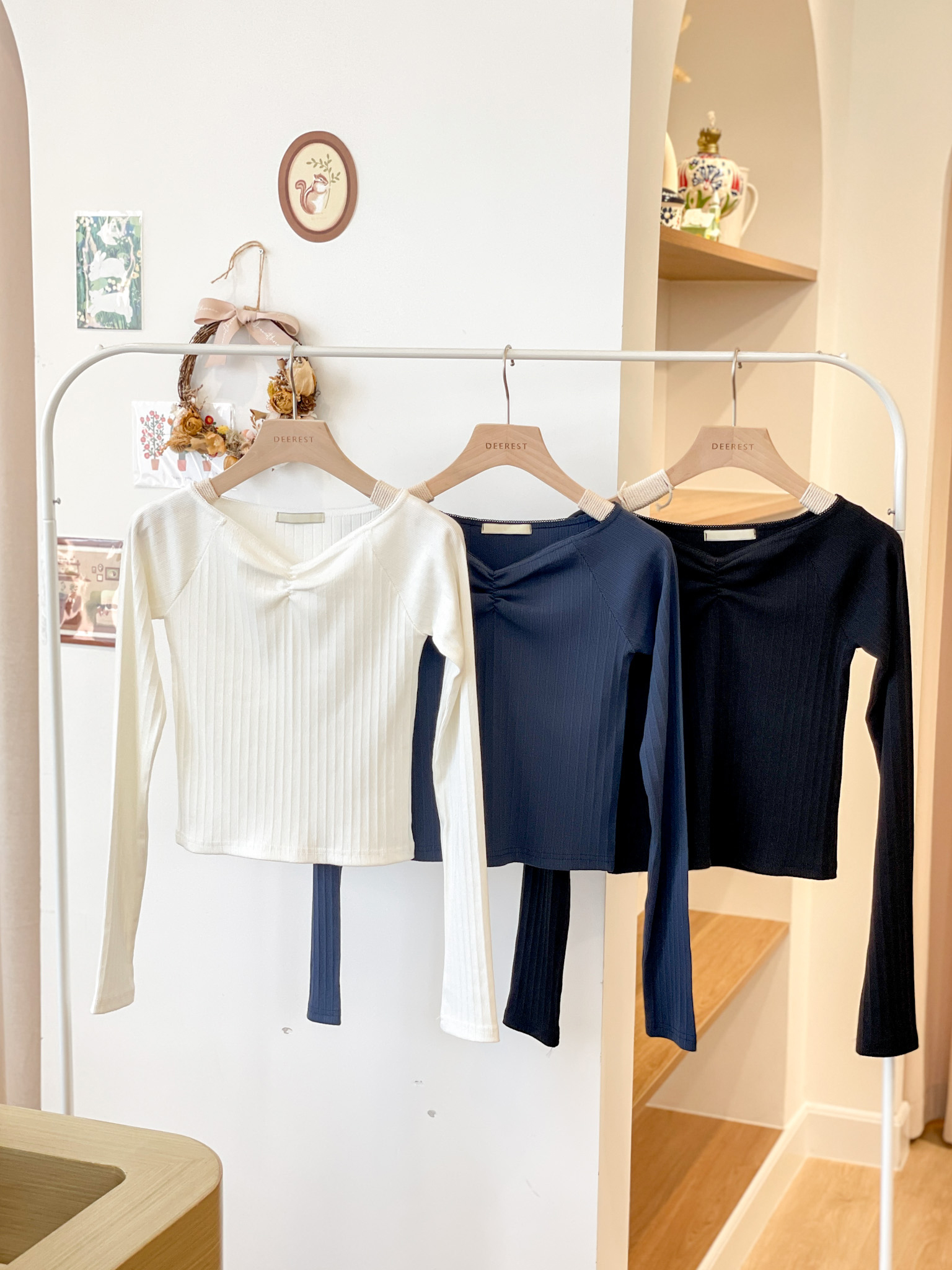 T1389 Liliana Midnight Soft Top