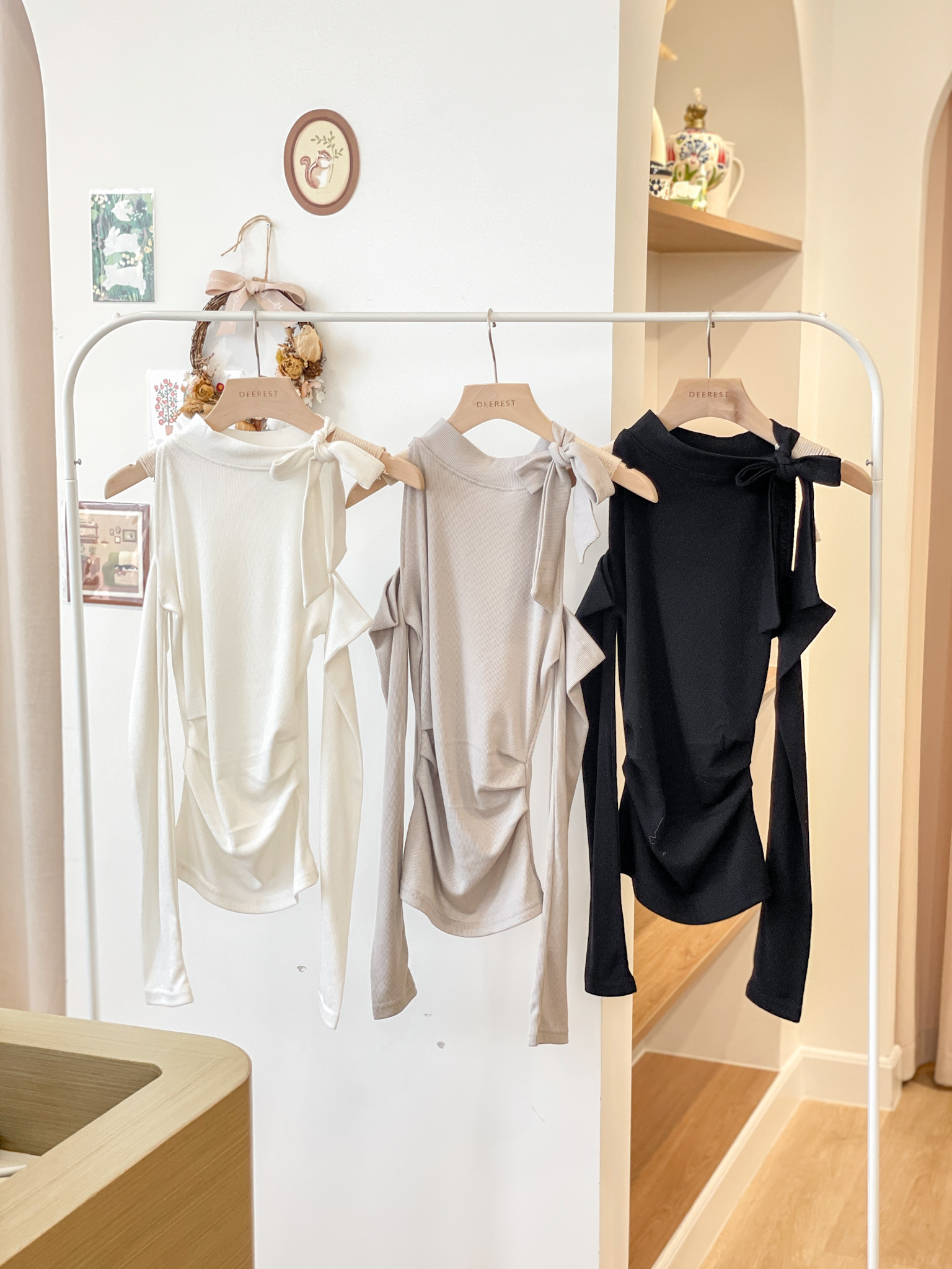 T1391 Lucille Open-shoulder Soft Top