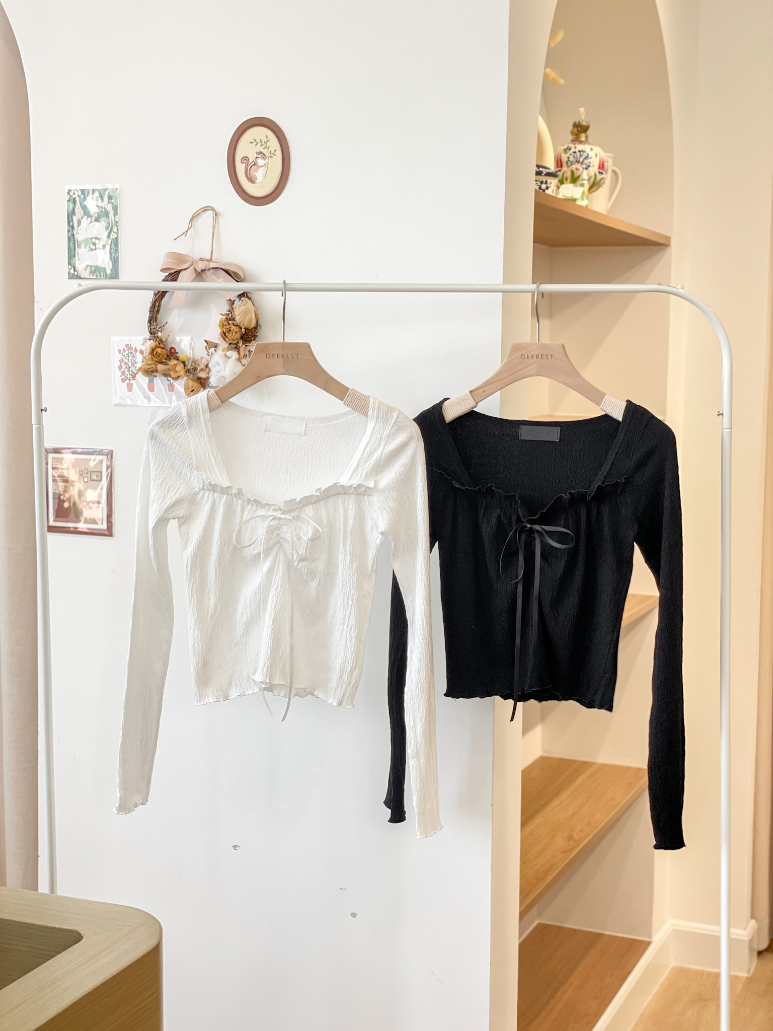 T1396 Margaret Square-neck Crease Top