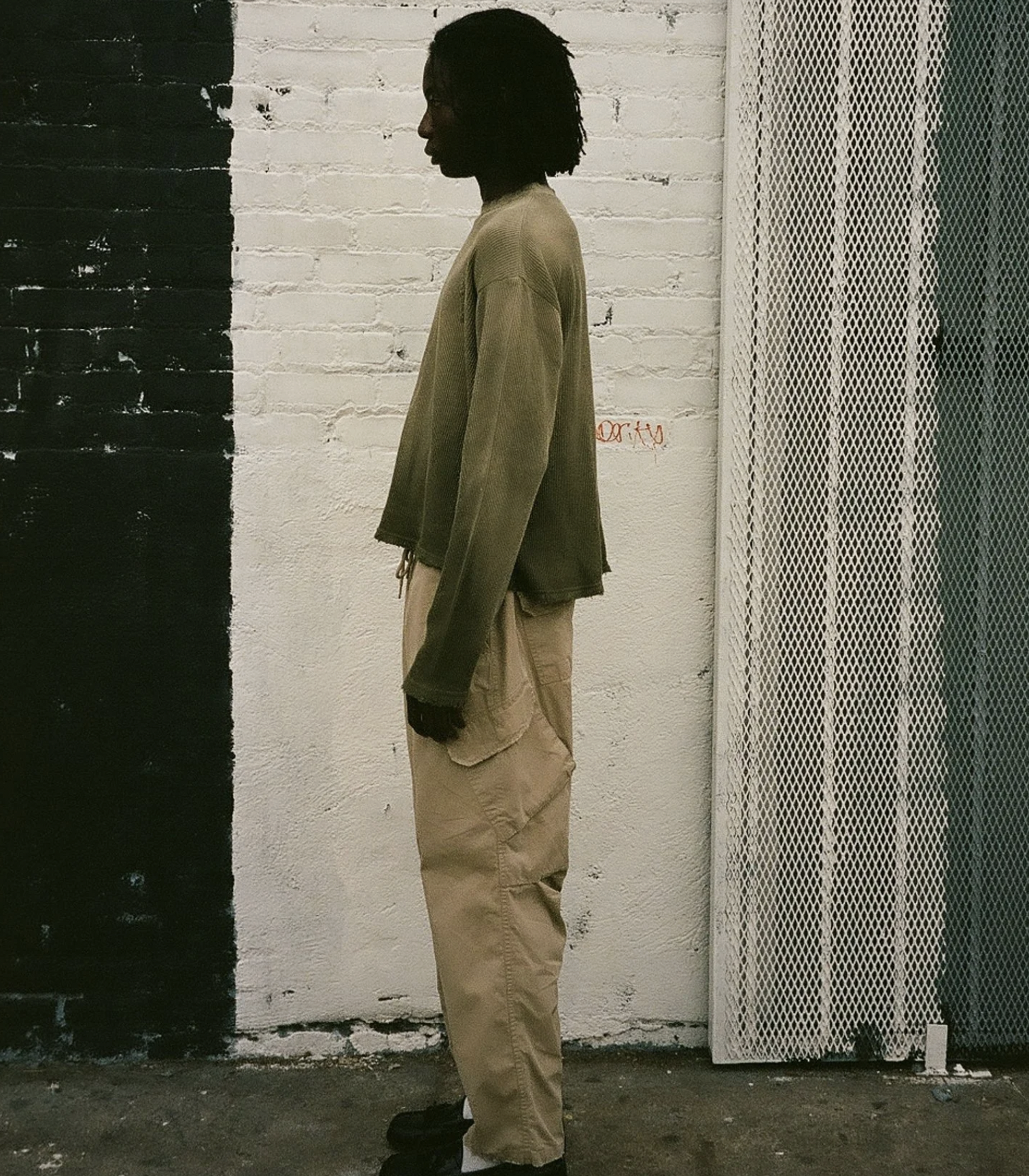 [Instock] MOOJIMOOJI OVERSIZED CROP WAFFLE KNIT | AGED MILITARY GREEN