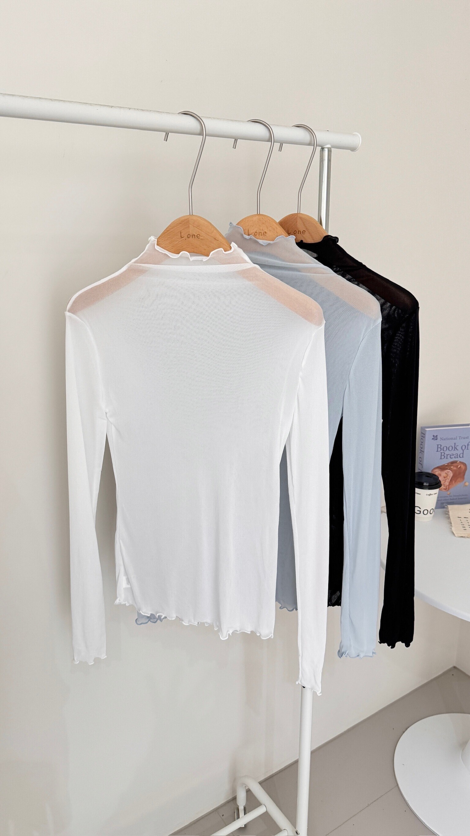 木耳邊紗質內搭衣