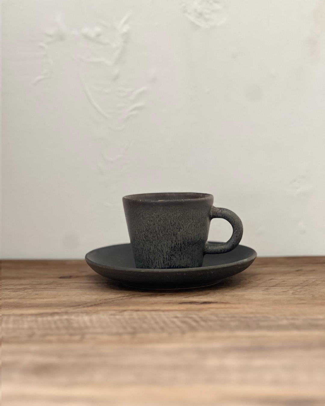 手工陶器 小巧咖啡杯碟套裝 黑窯變｜信樂燒