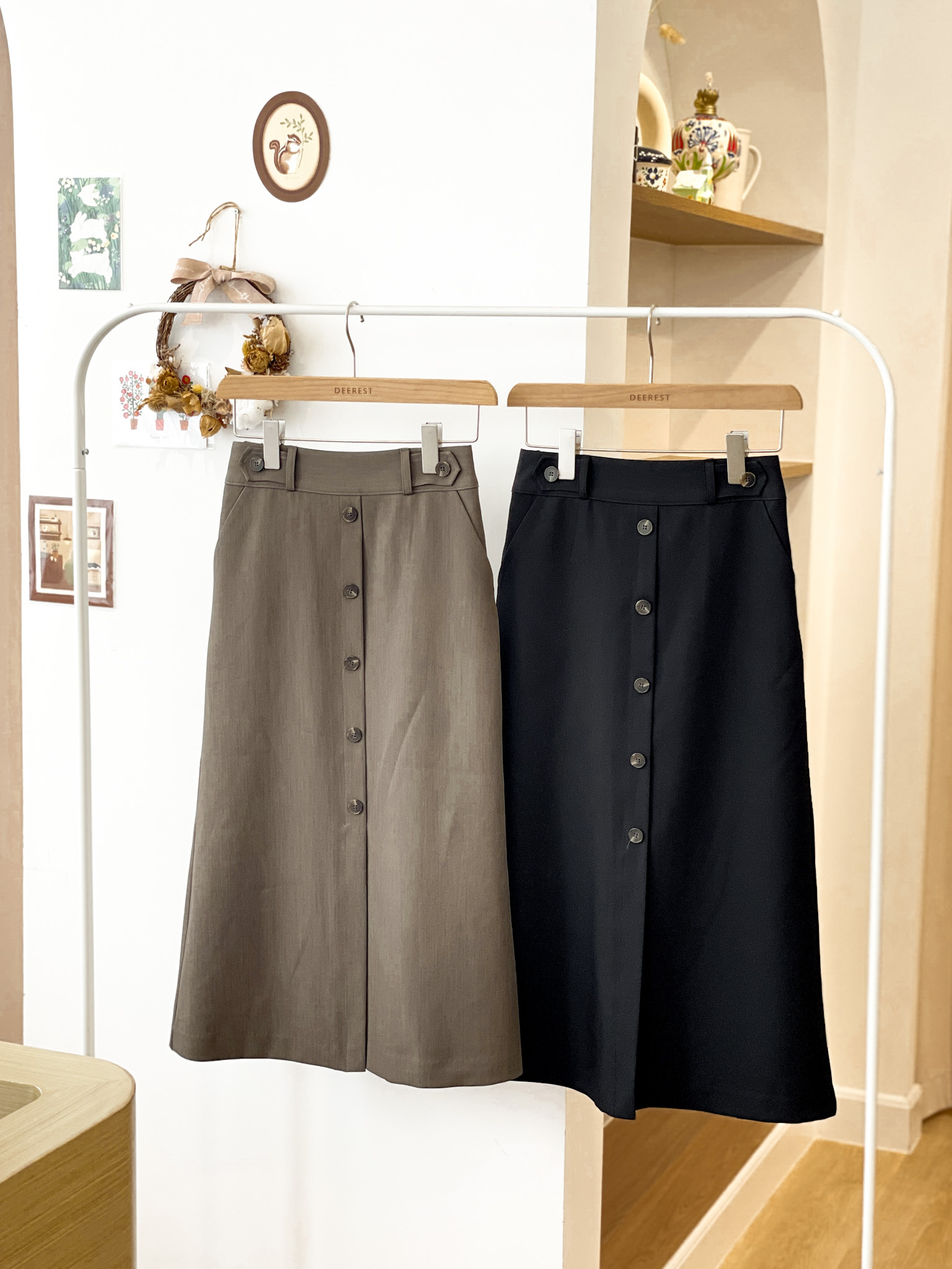 SK573 Victoria Button Long Skirt