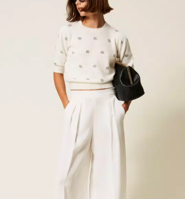 1TS1008-009 TWINSET Angora Blend Jumper with Embroidery White Snow #252TT3181 (C-BO-E)